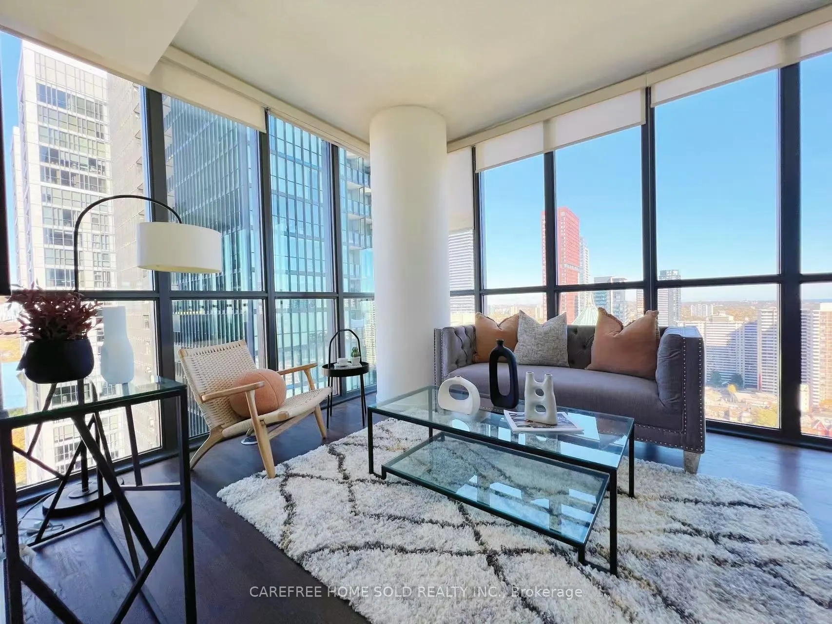 101 Charles Street E #2910