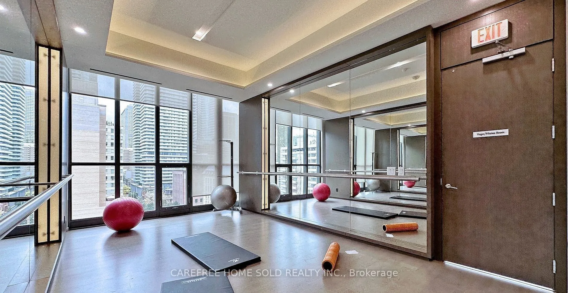 101 Charles Street E #2910