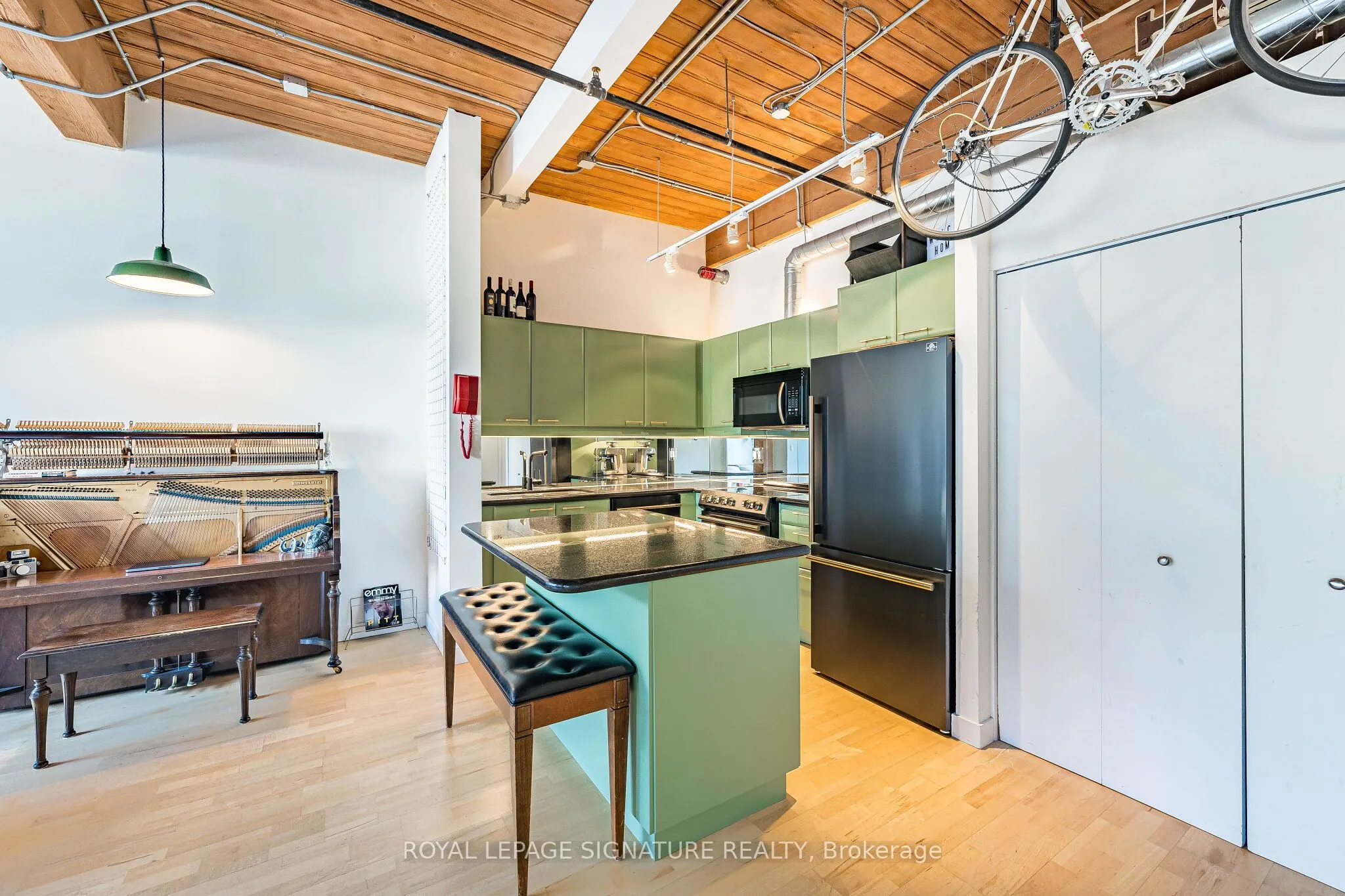955 Queen Street W #316