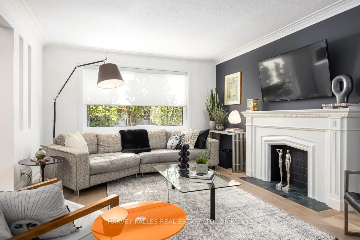 42 Raeburn Avenue