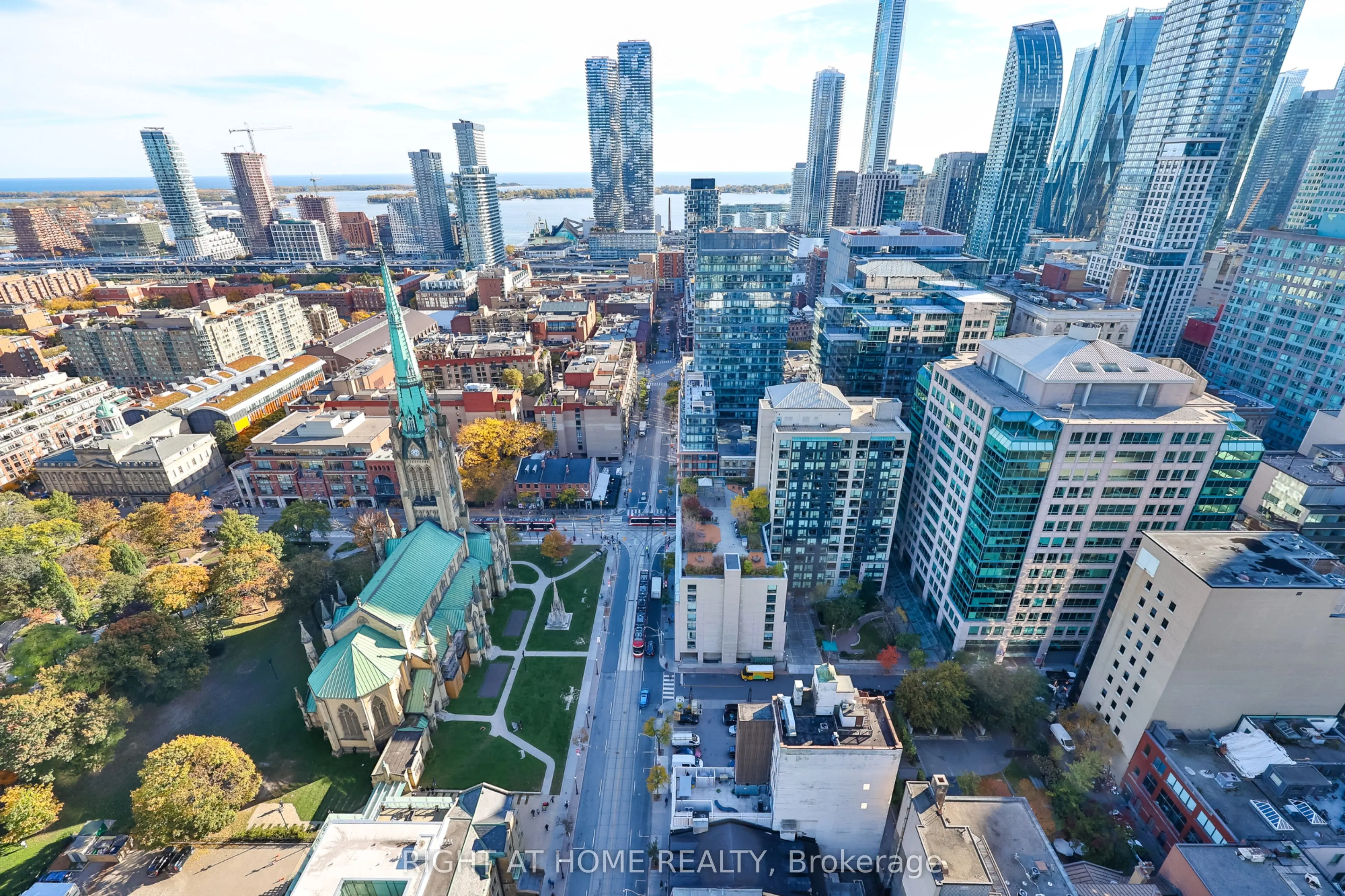33 Lombard Street #3406