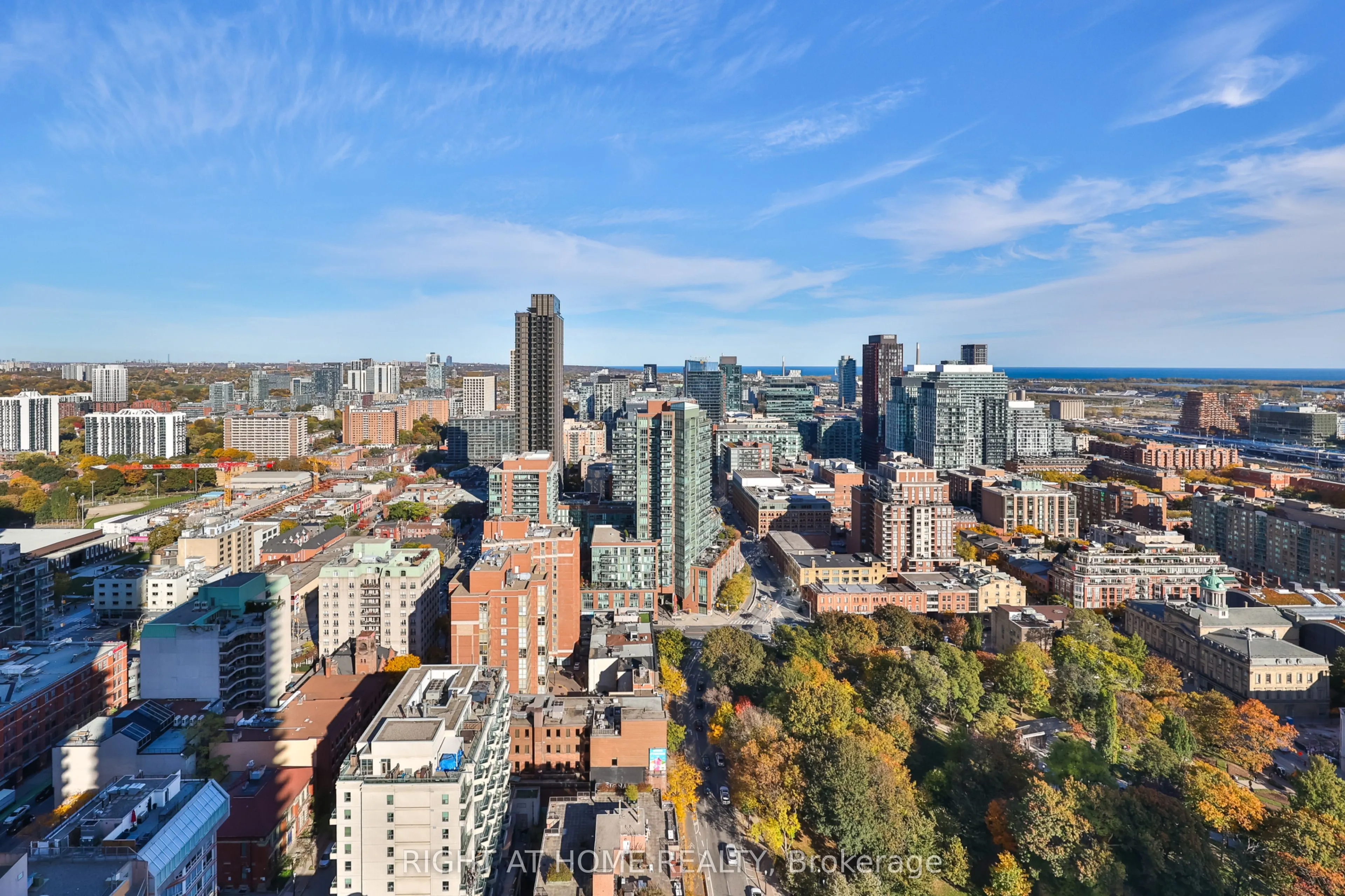 33 Lombard Street #3406
