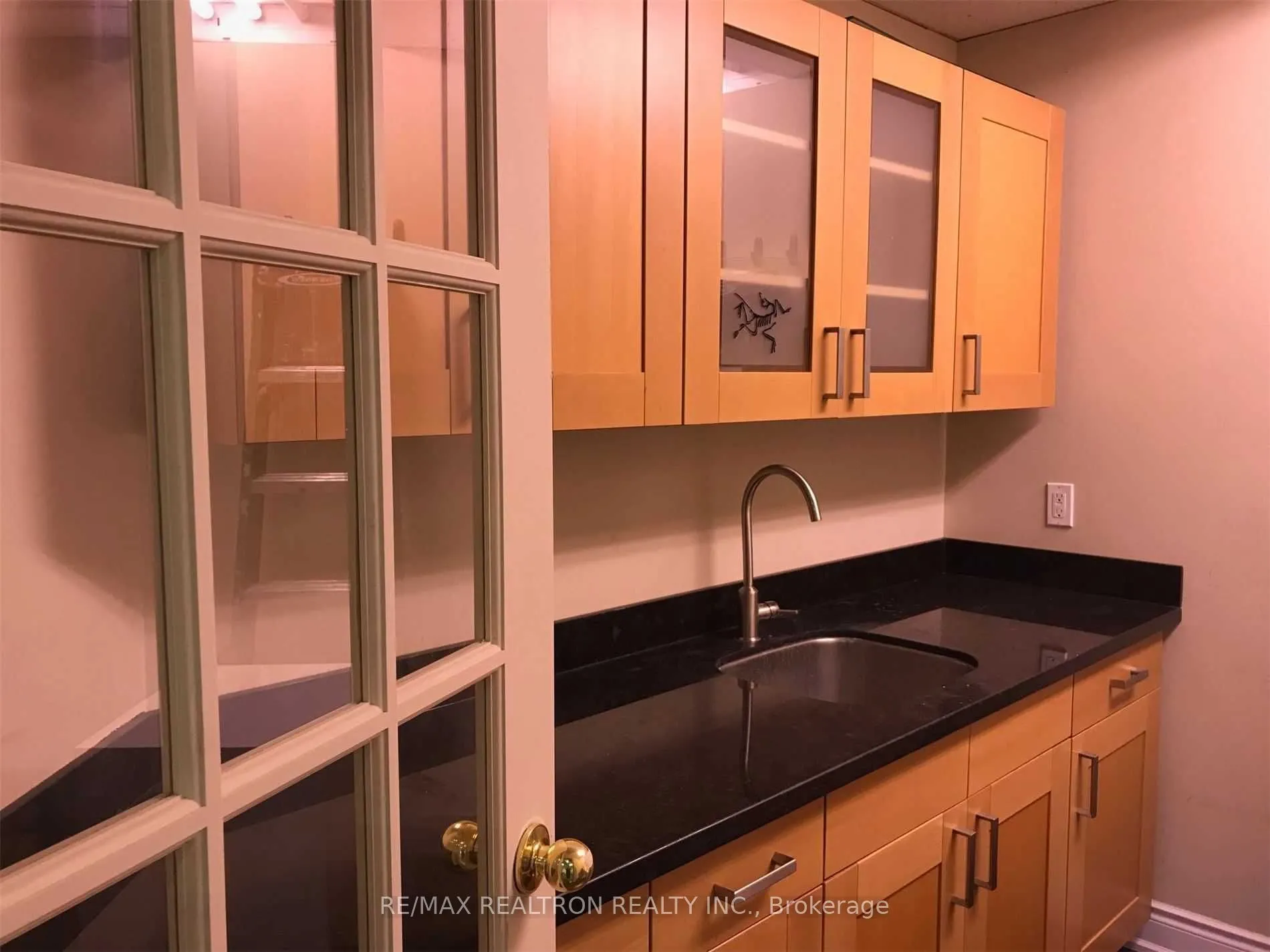 5179 Yonge Street #201