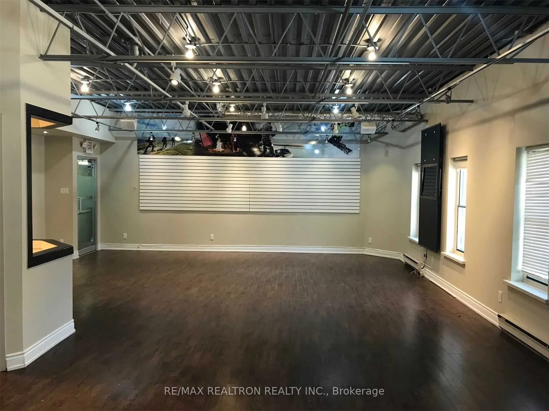 5179 Yonge Street #201
