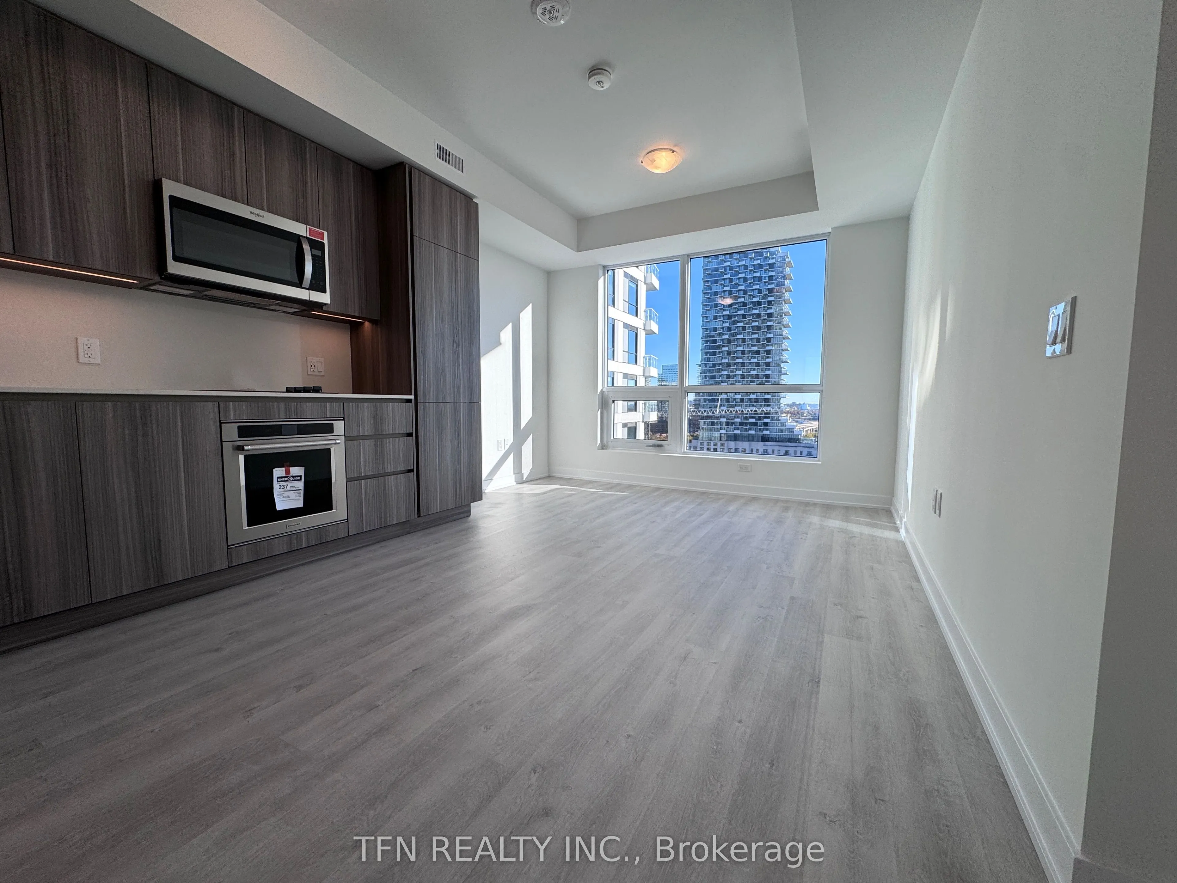15 Richardson Street #1712