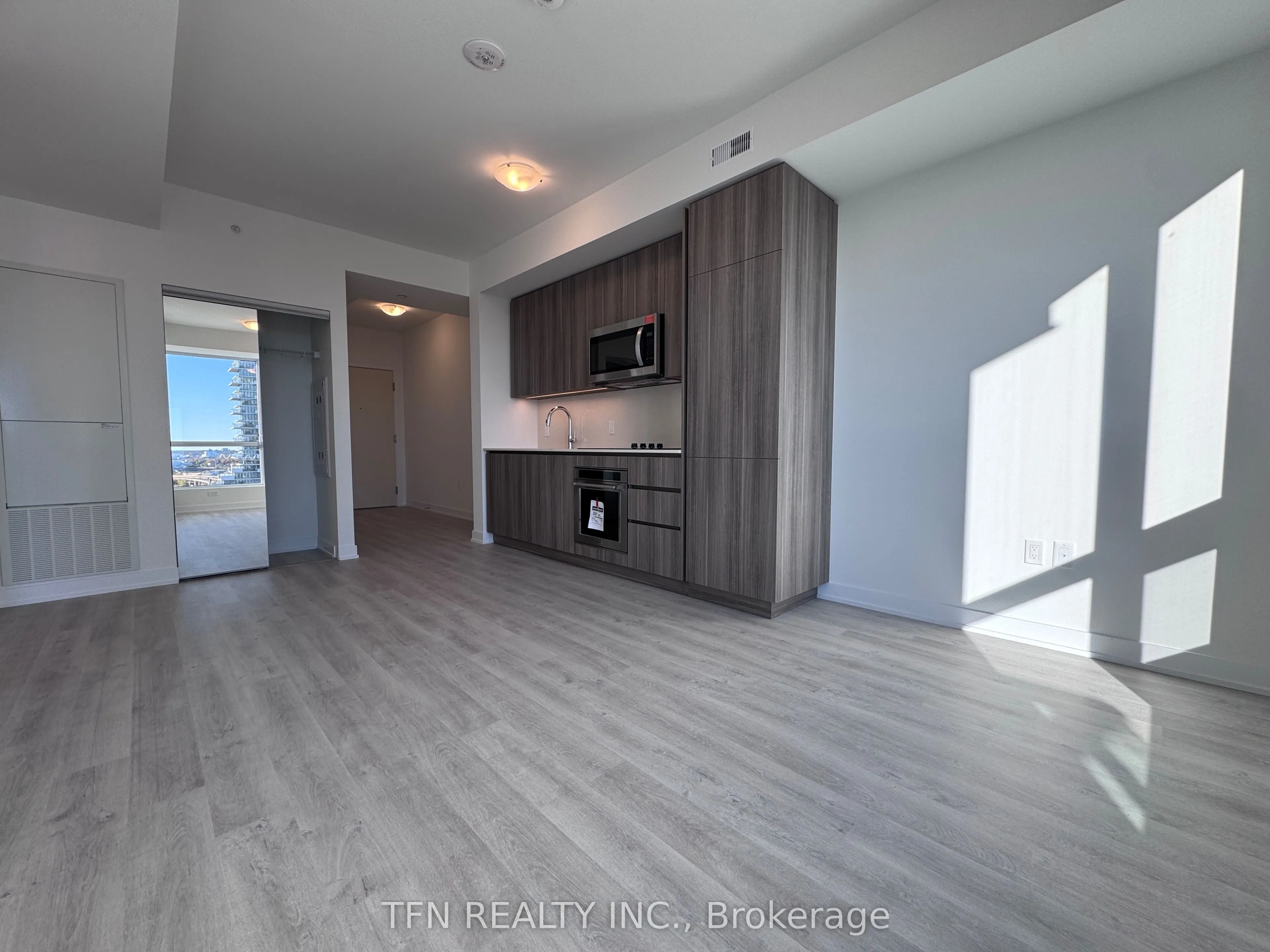 15 Richardson Street #1712