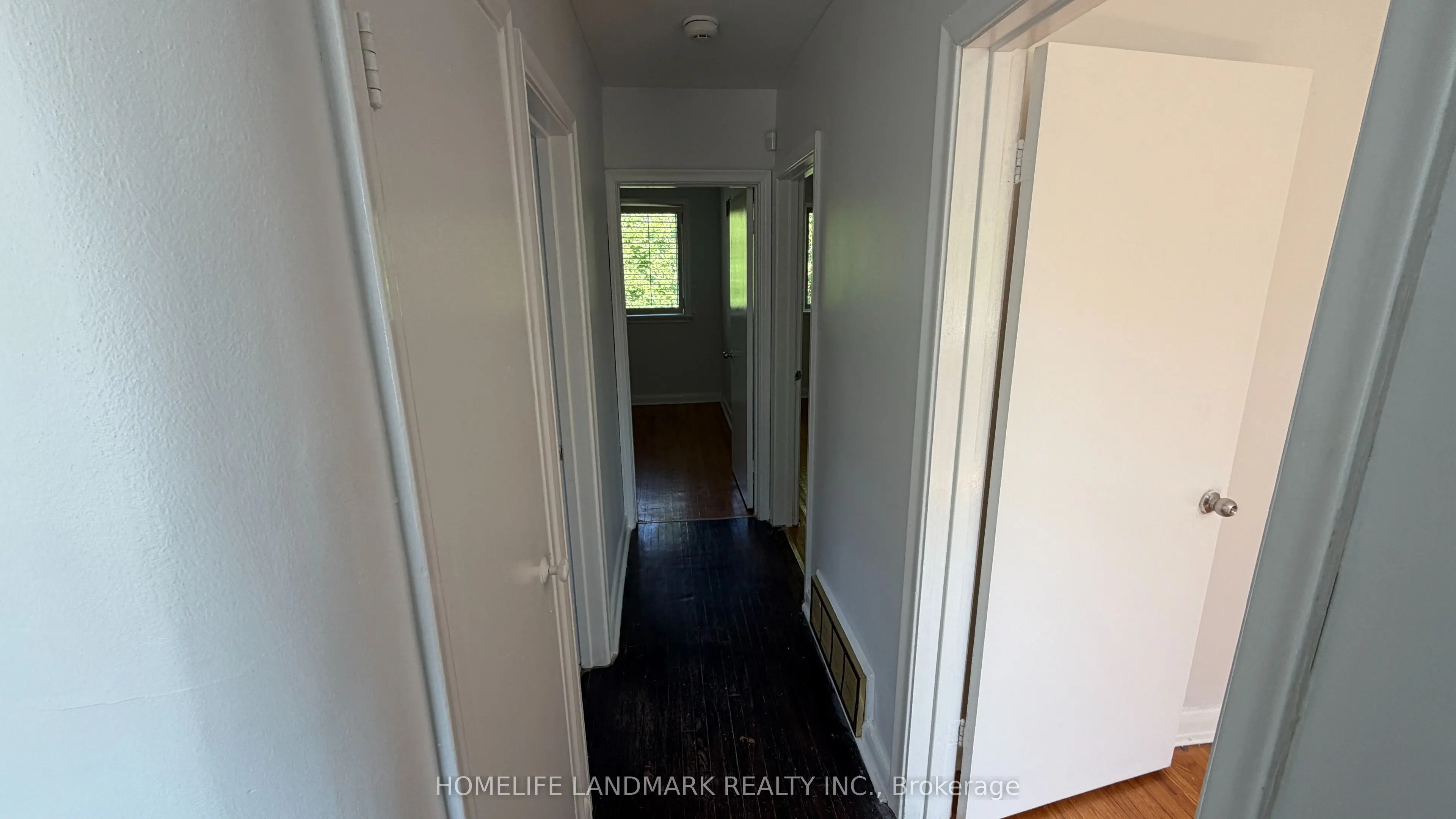 702 Sheppard Ave Avenue E