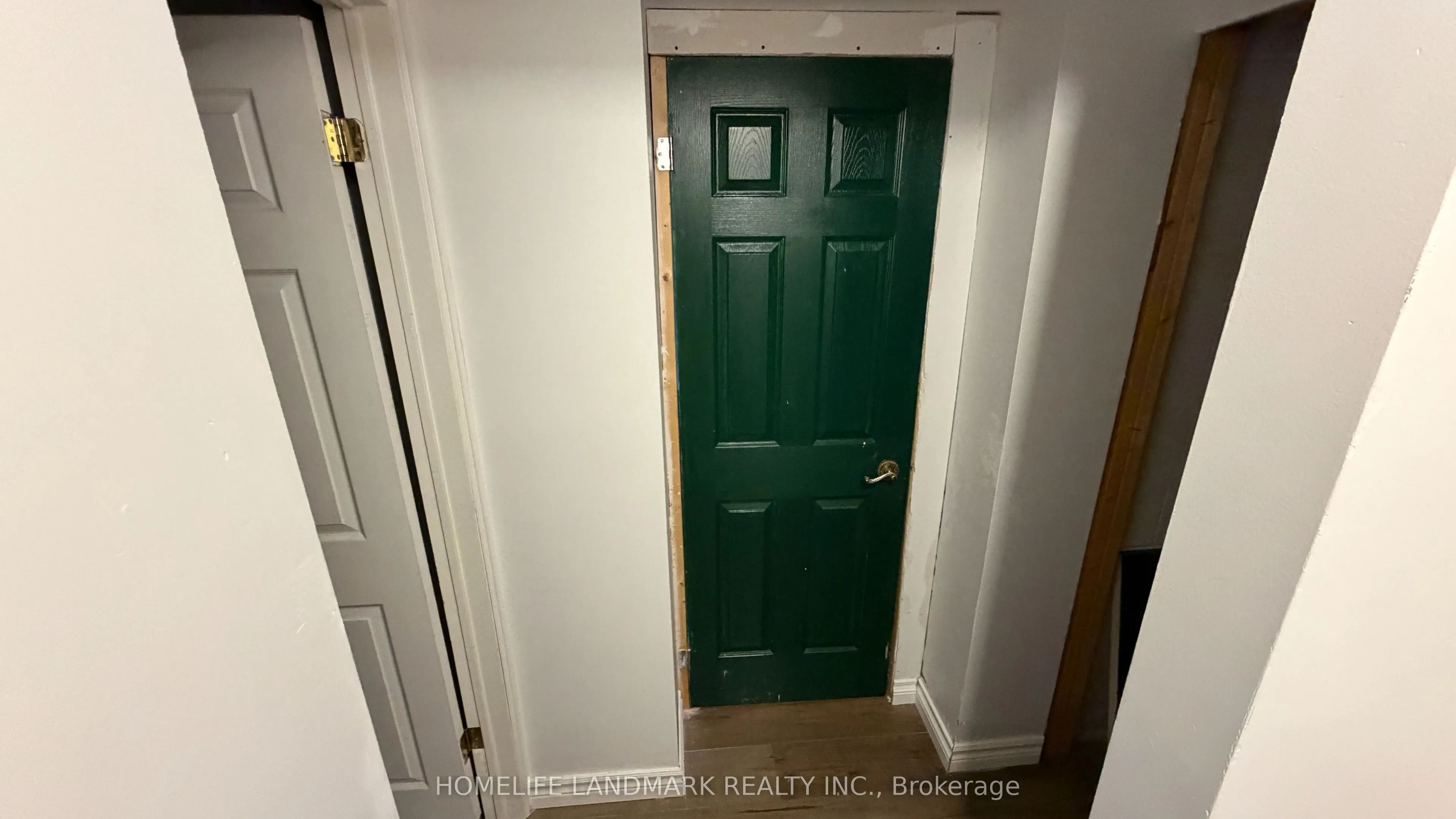 702 Sheppard Ave Avenue E