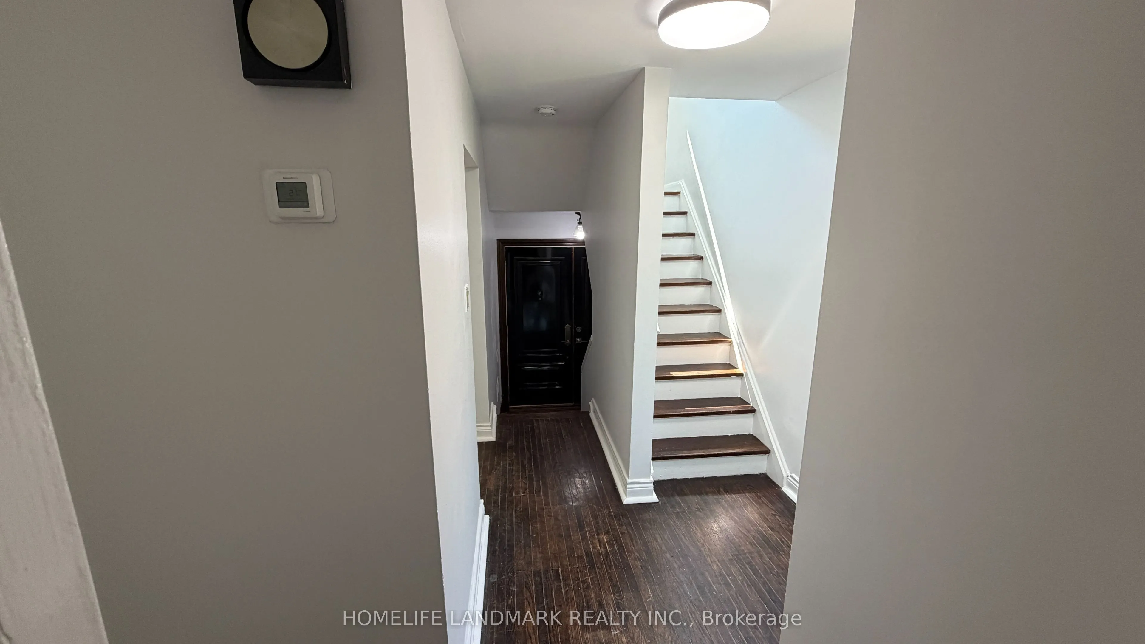 702 Sheppard Ave Avenue E