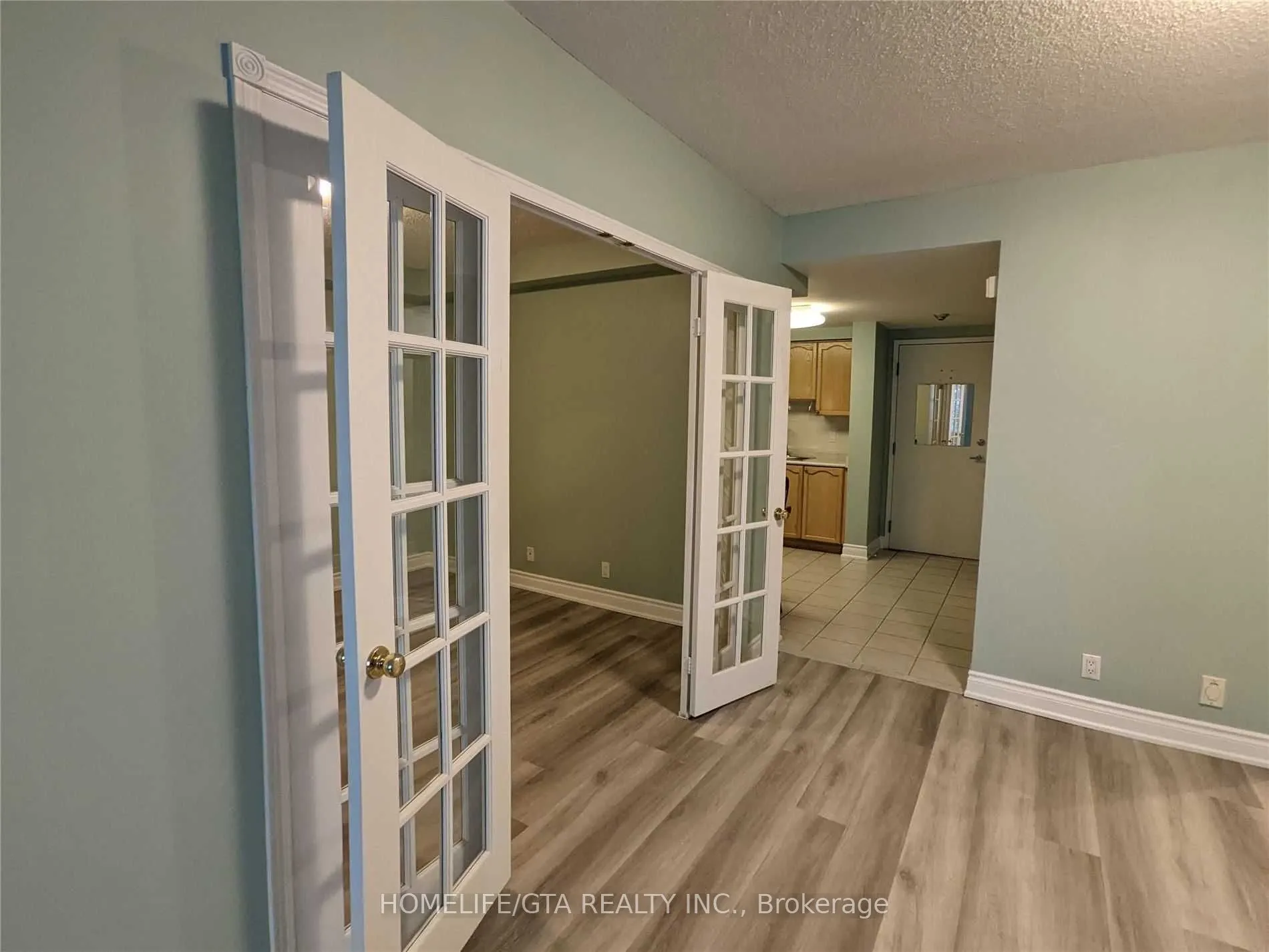 28 Sommerset Way #1031