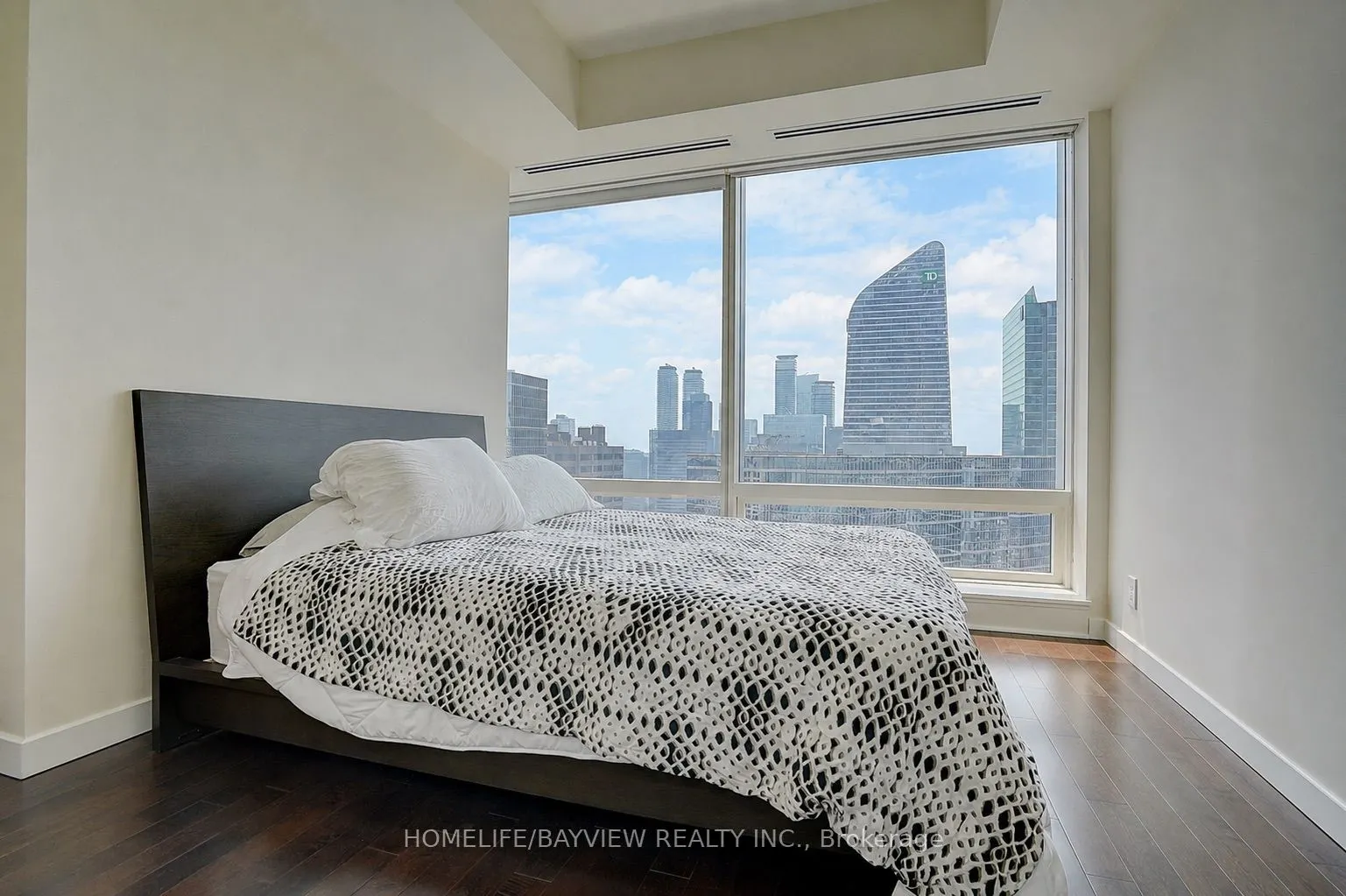 180 University Avenue #3509