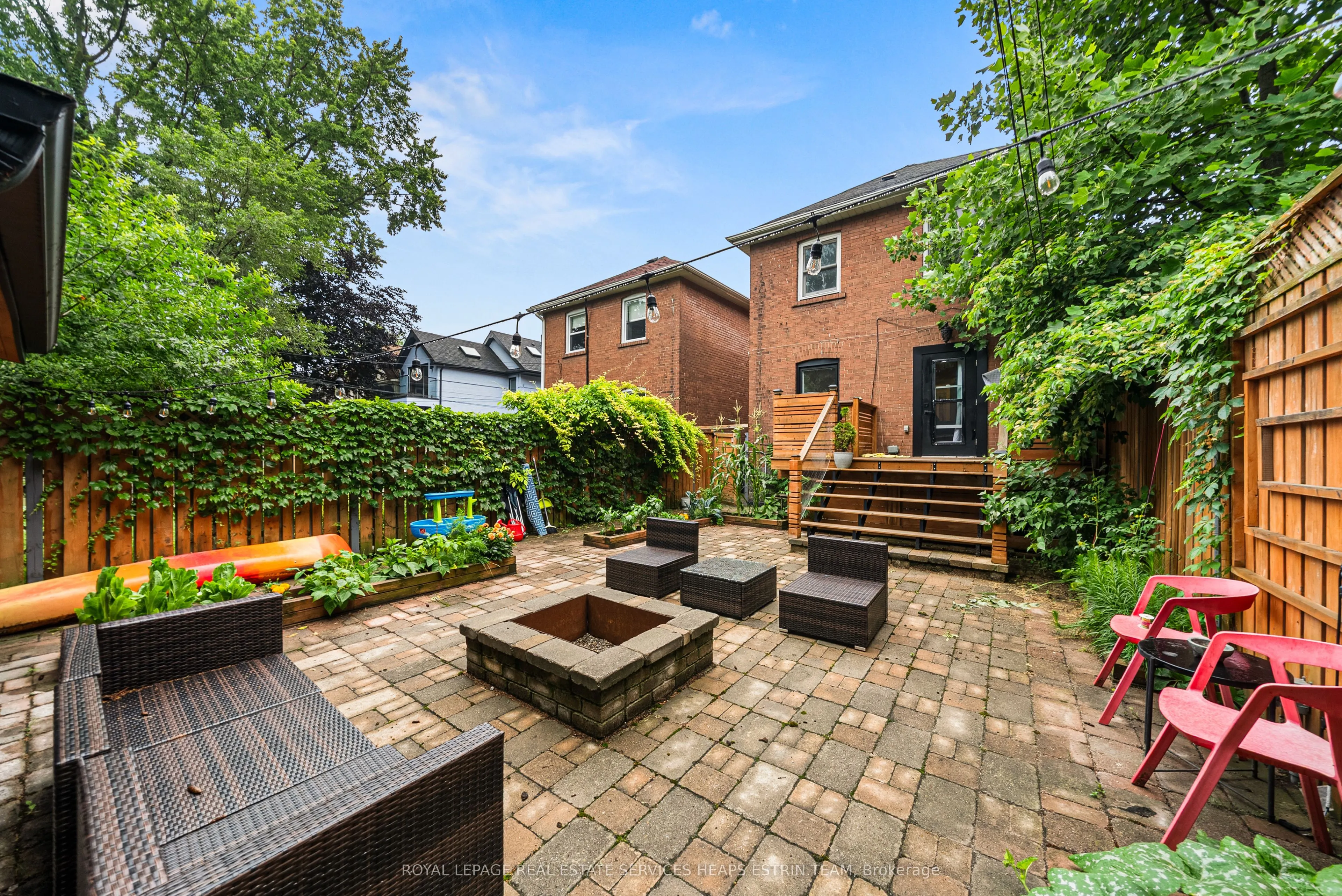 39 Standish Avenue
