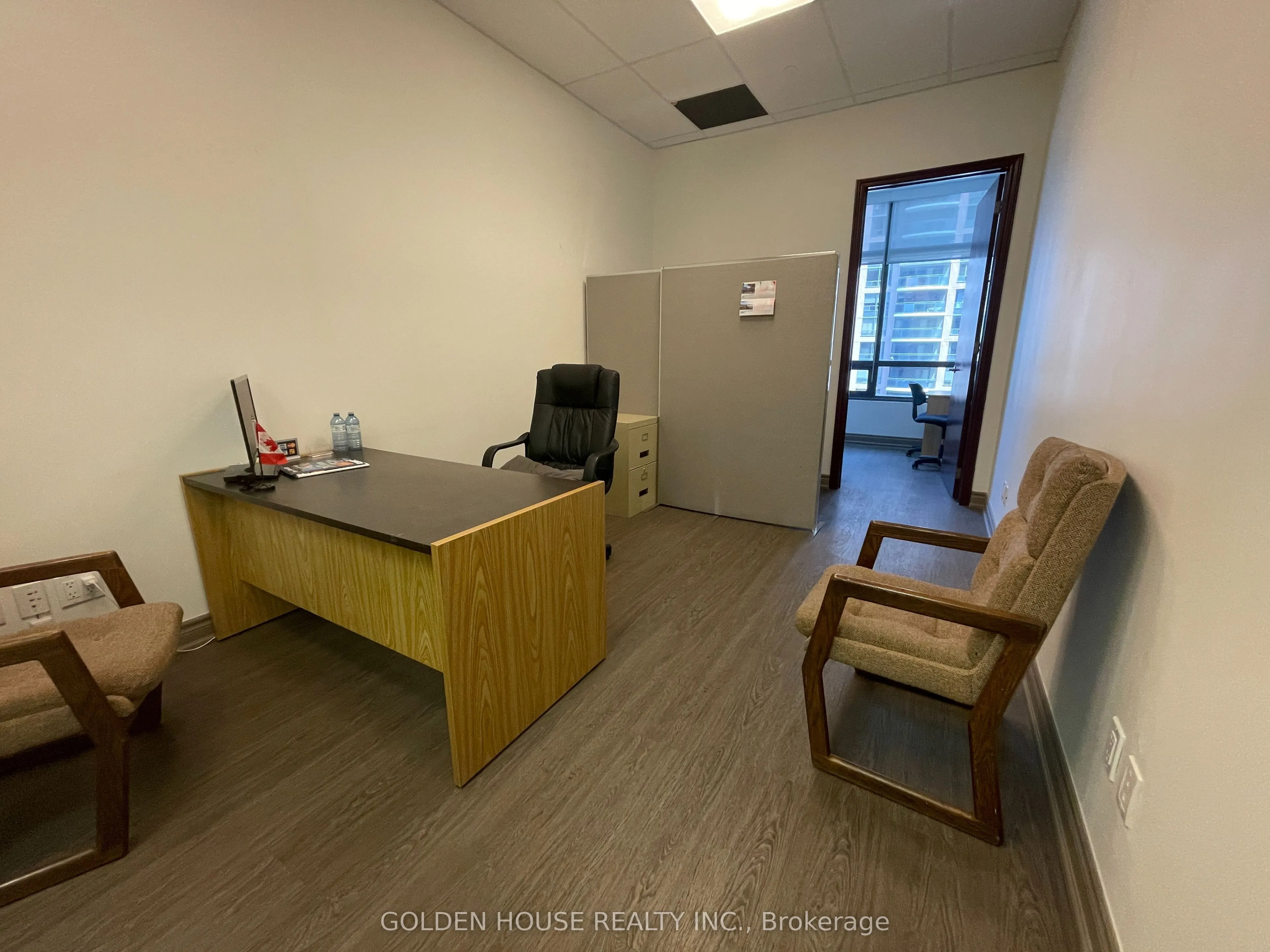 4789 Yonge Street #606