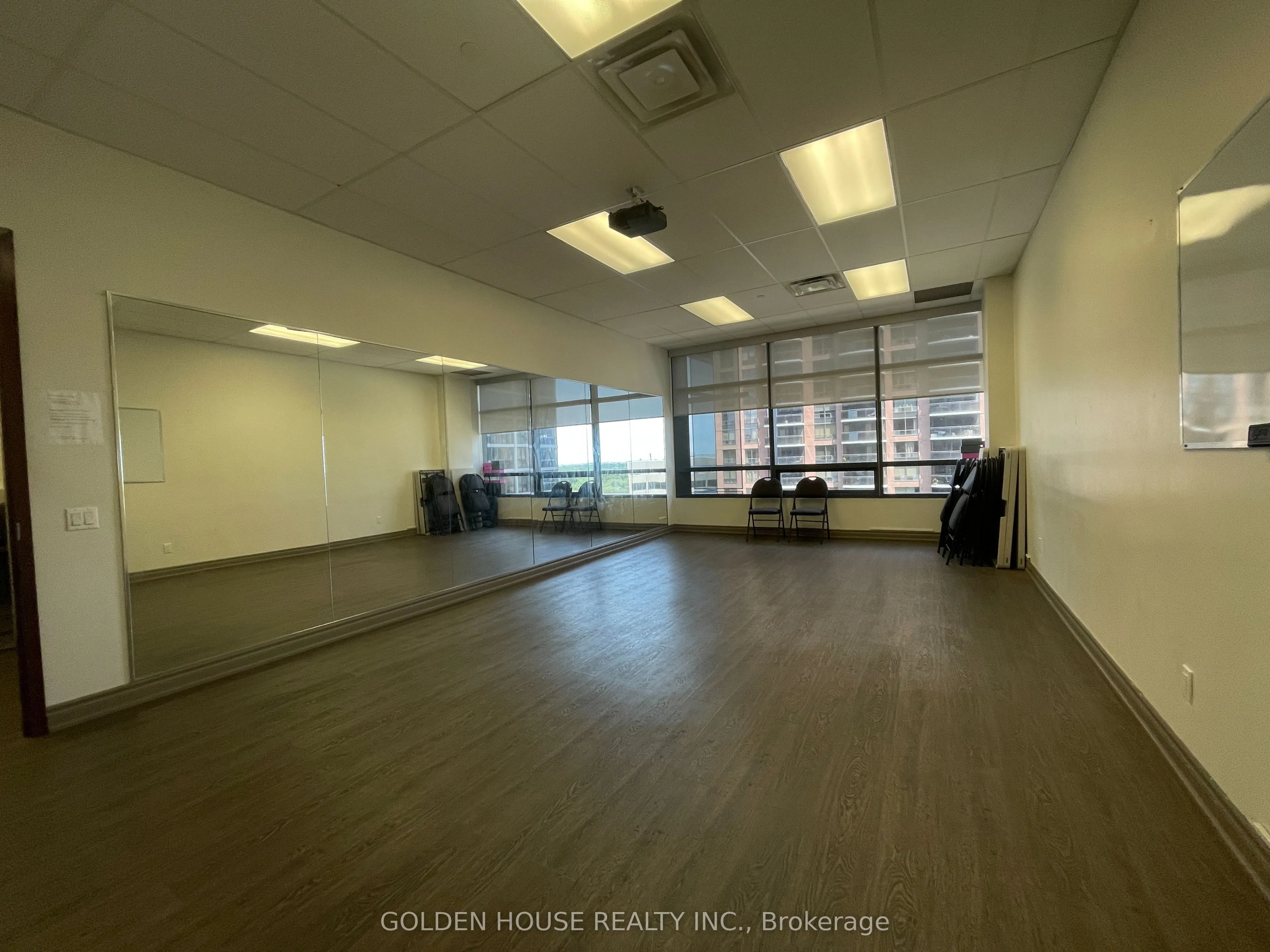4789 Yonge Street #606
