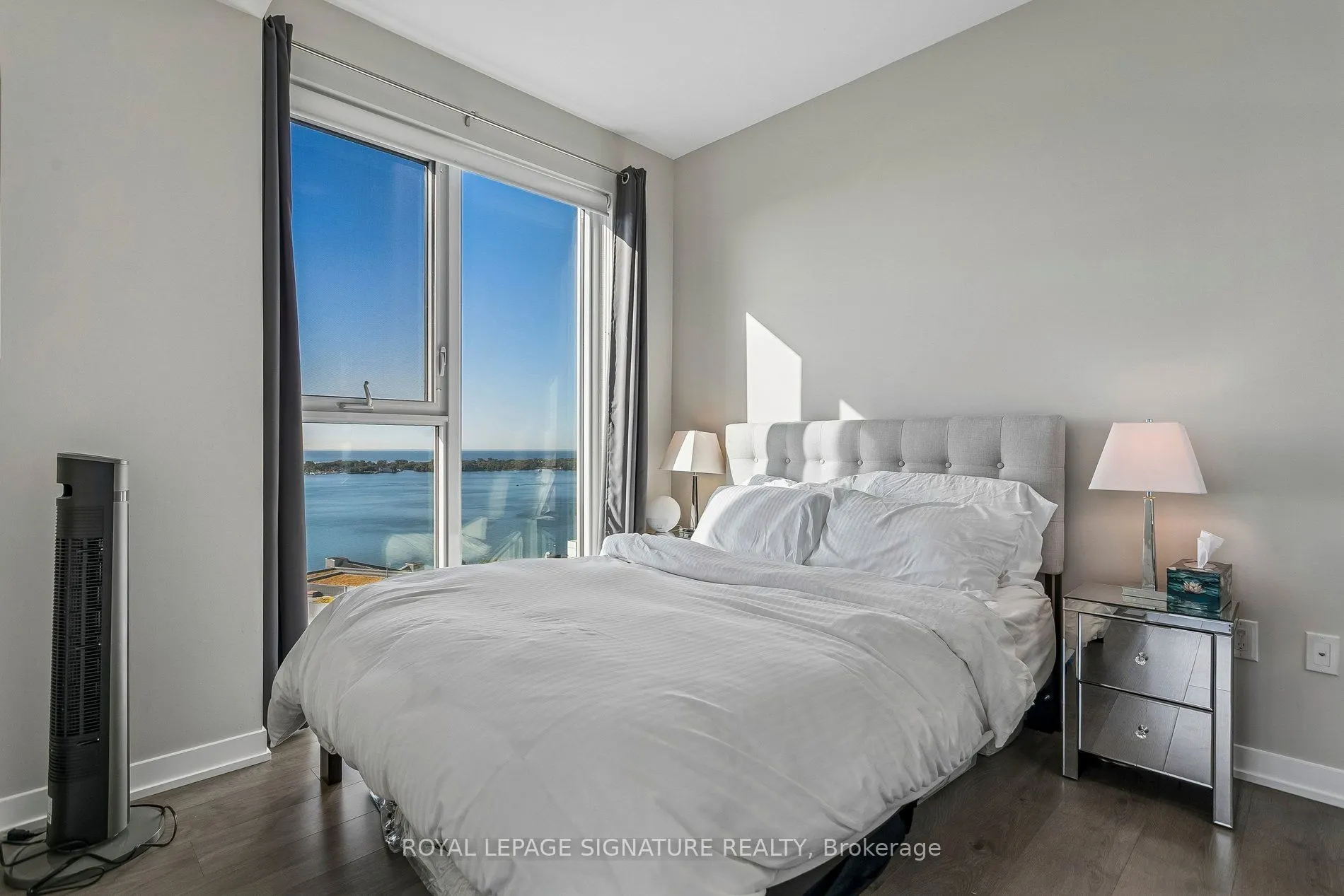 20 Richardson Street #2403