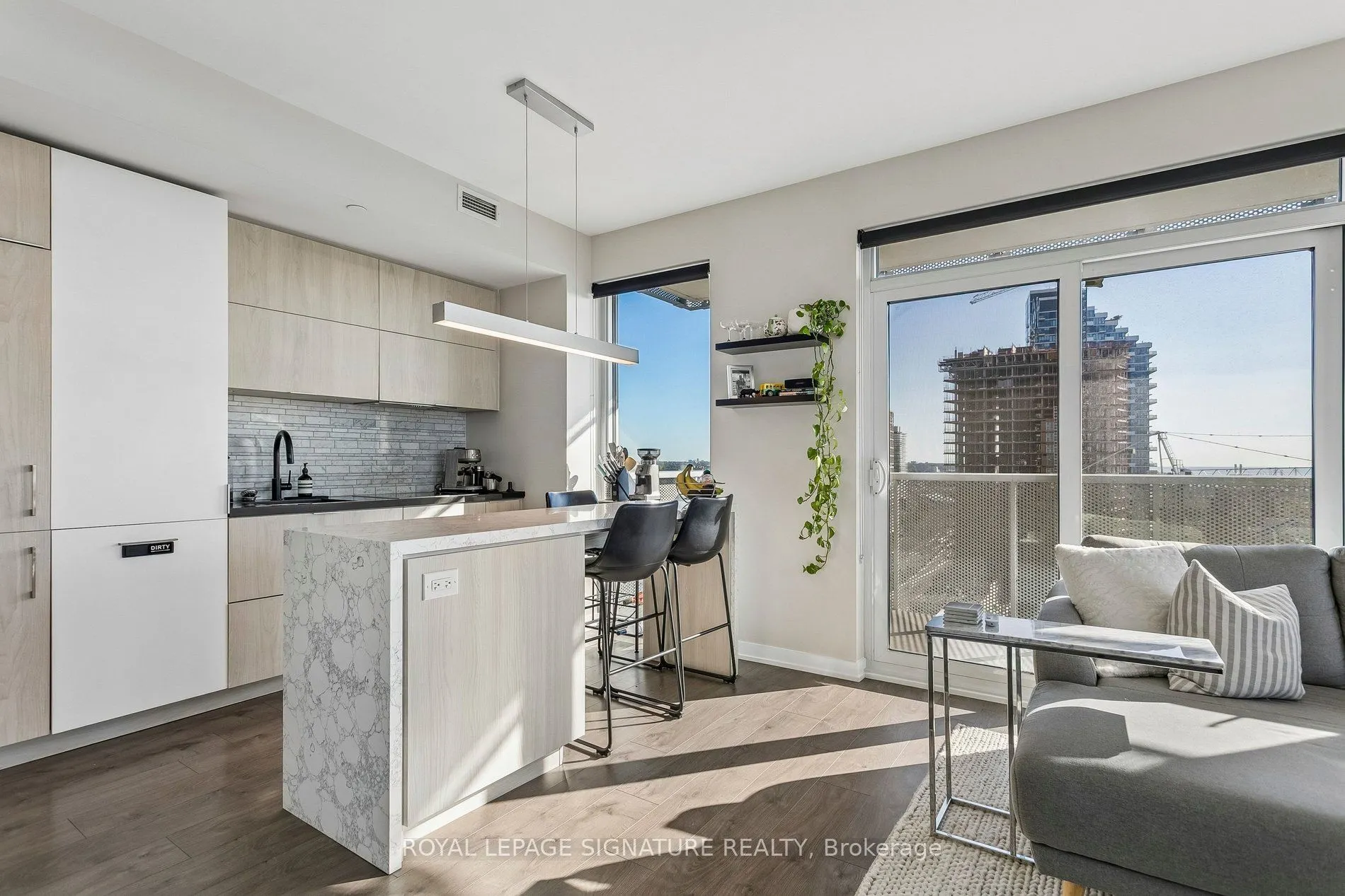 20 Richardson Street #2403