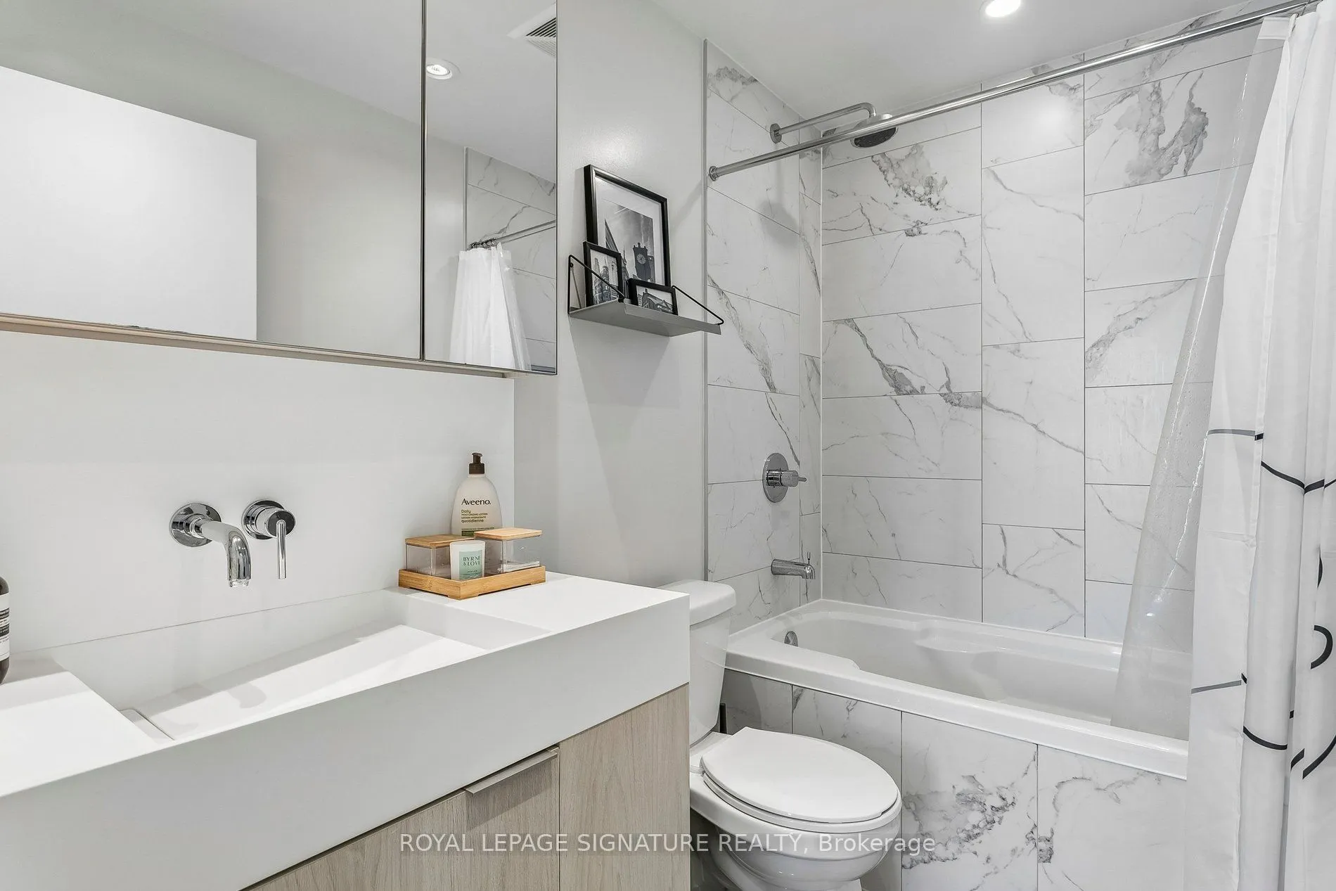 20 Richardson Street #2403