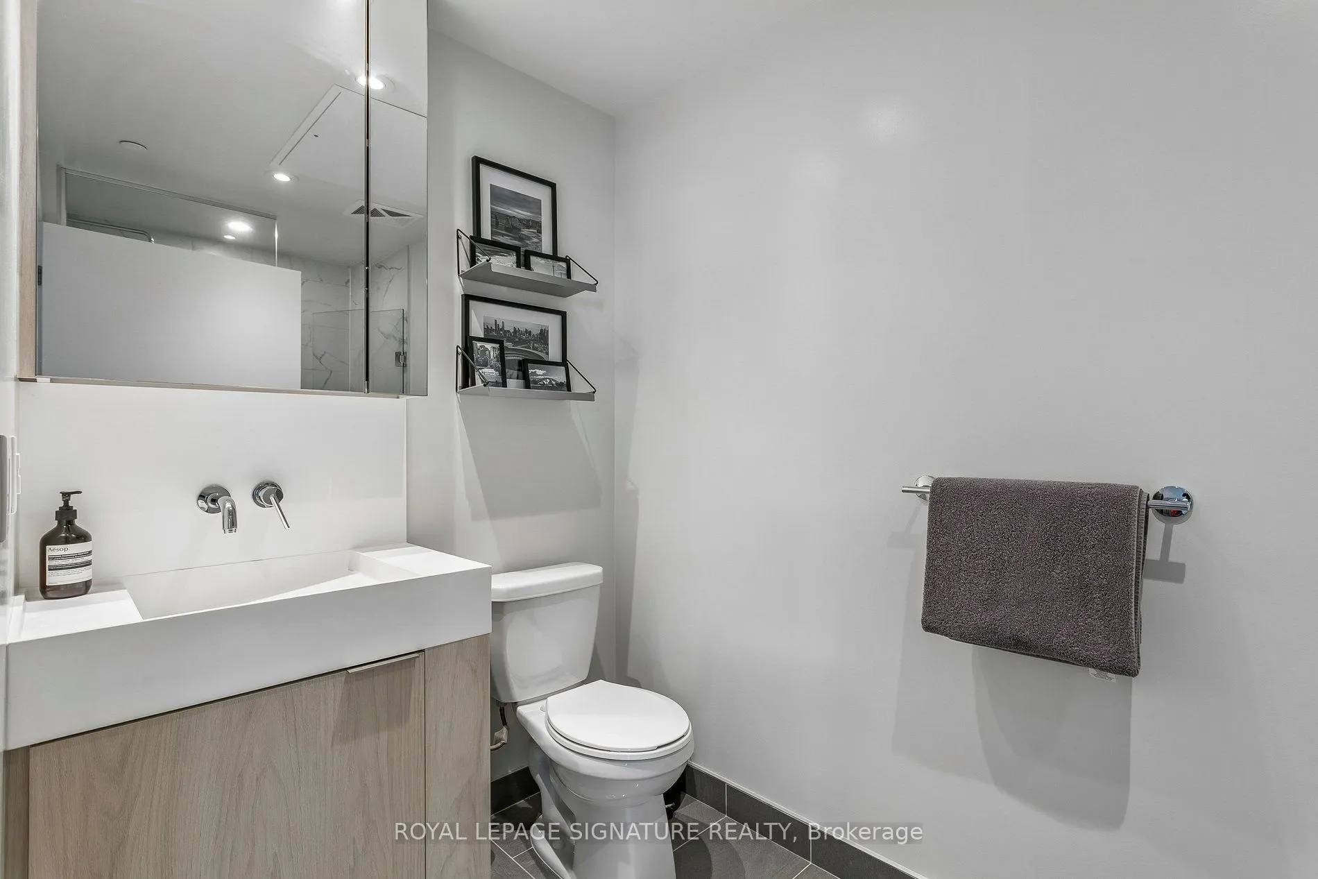 20 Richardson Street #2403