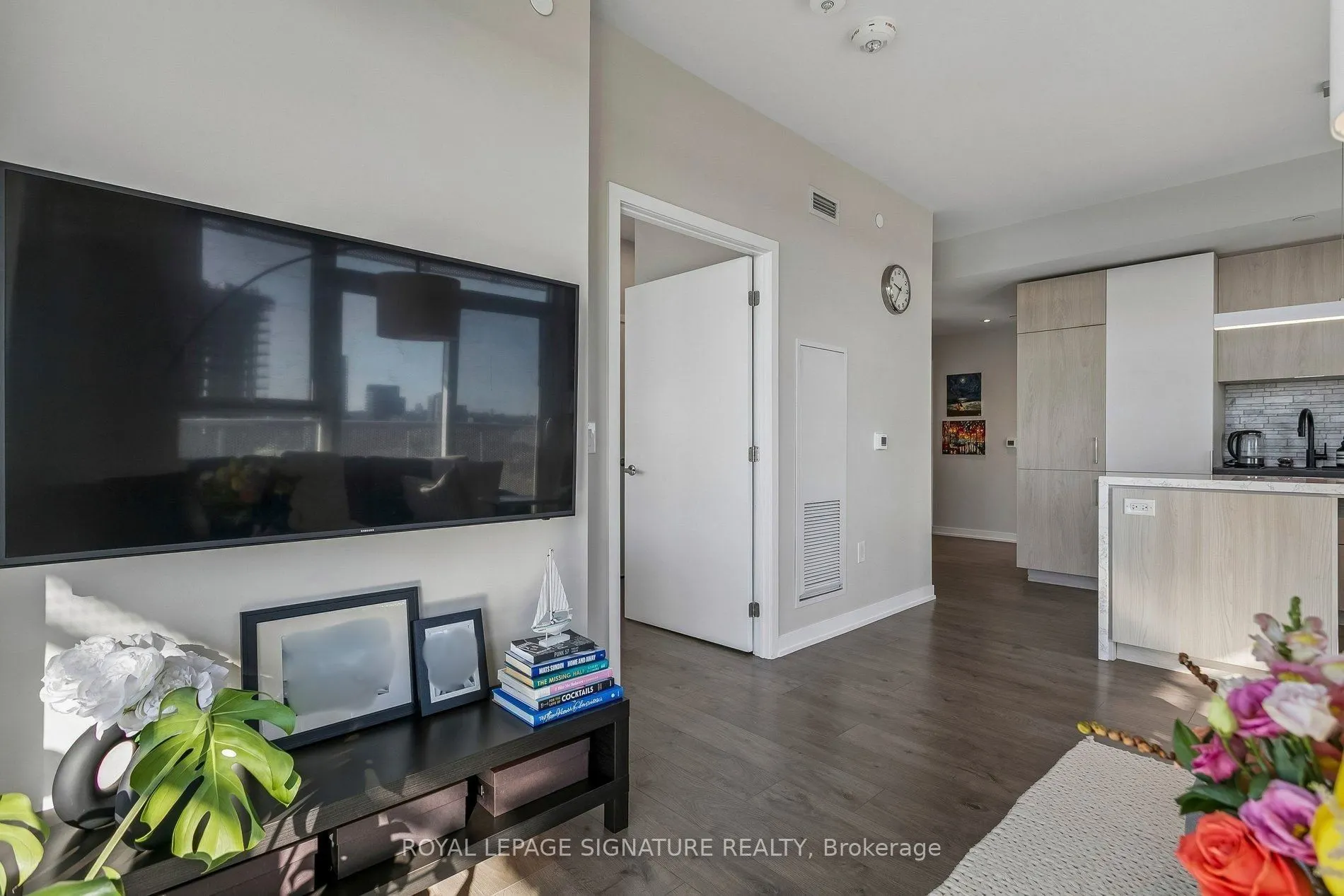 20 Richardson Street #2403