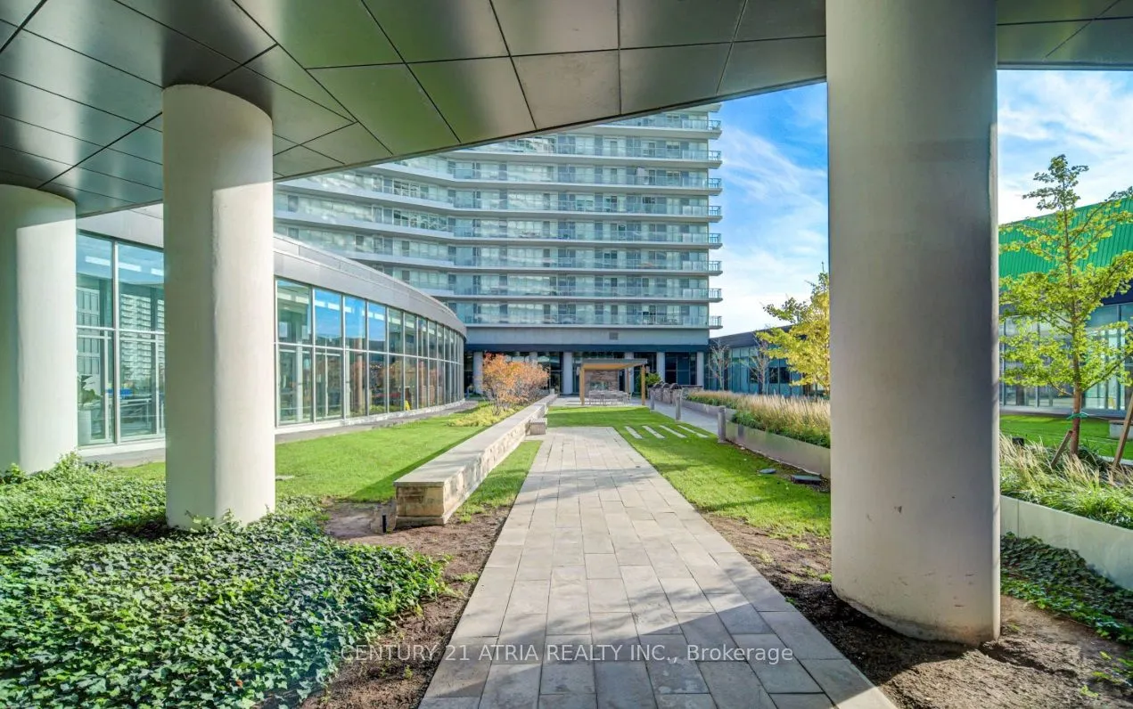 115 McMahon Drive #2606