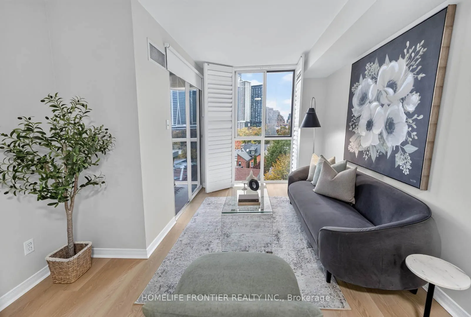 801 King Street #608