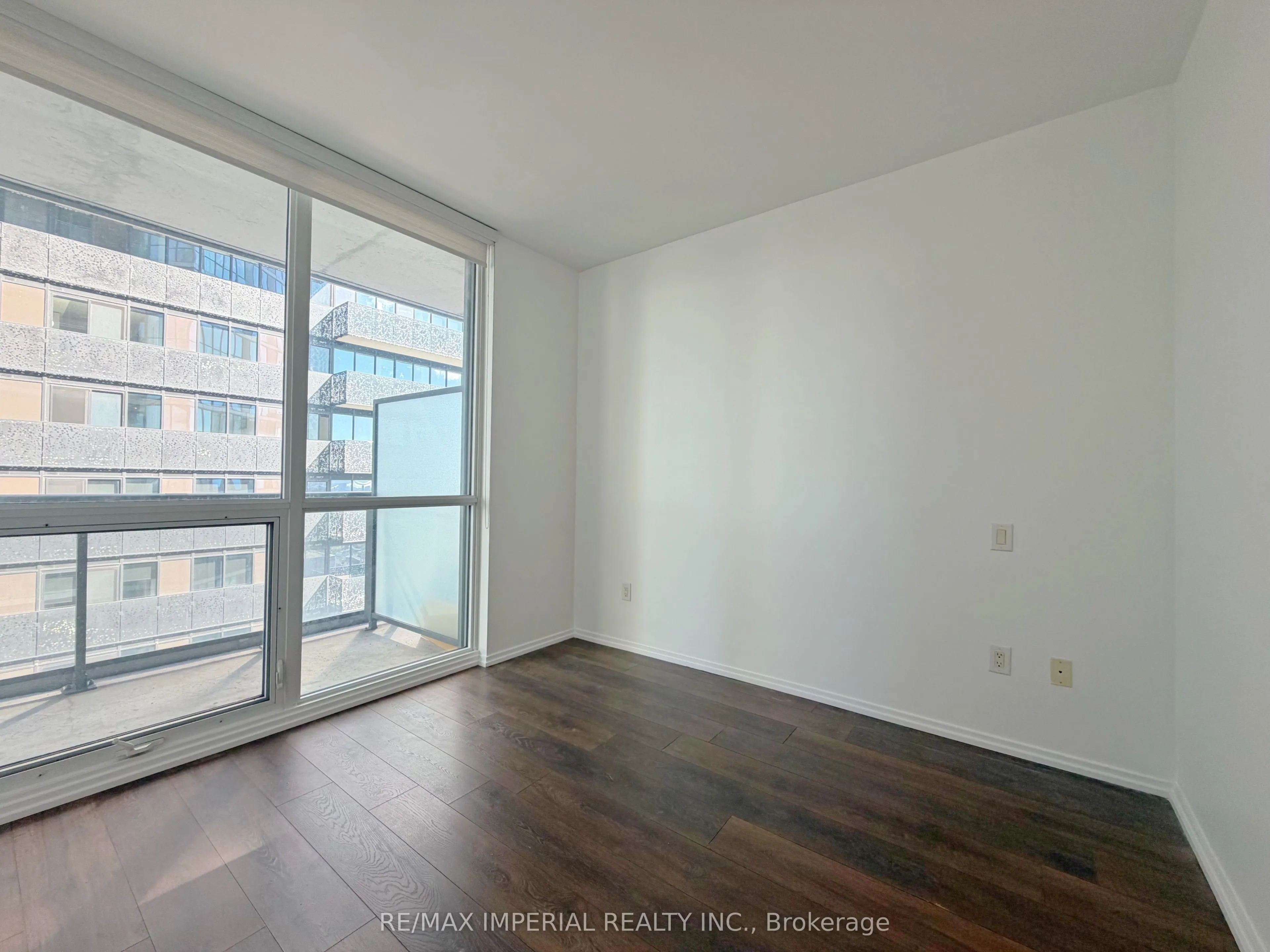 45 Charles Street E #4011