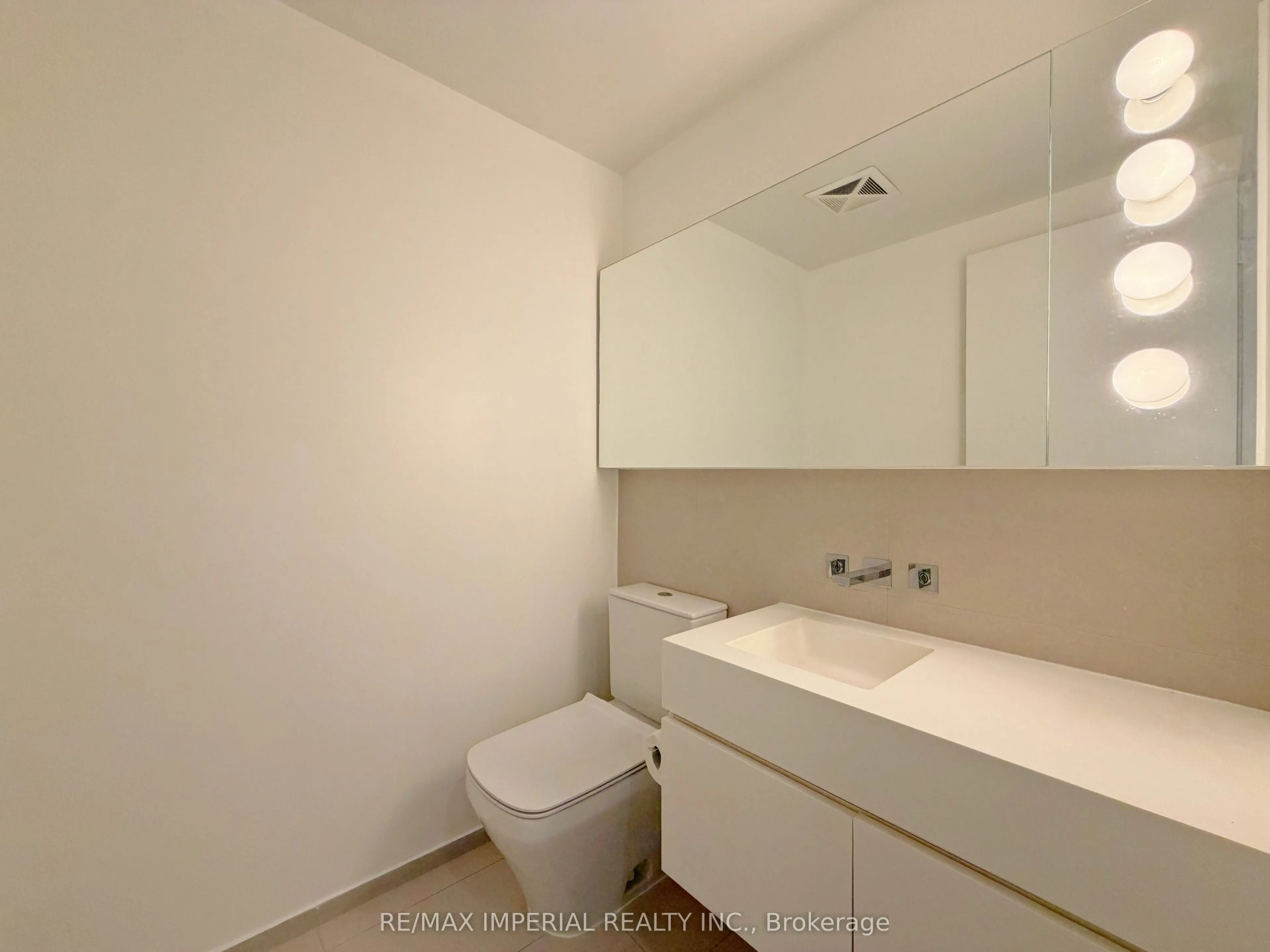 45 Charles Street E #4011