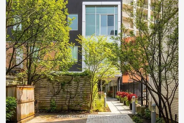 113 Dupont Street #PH01