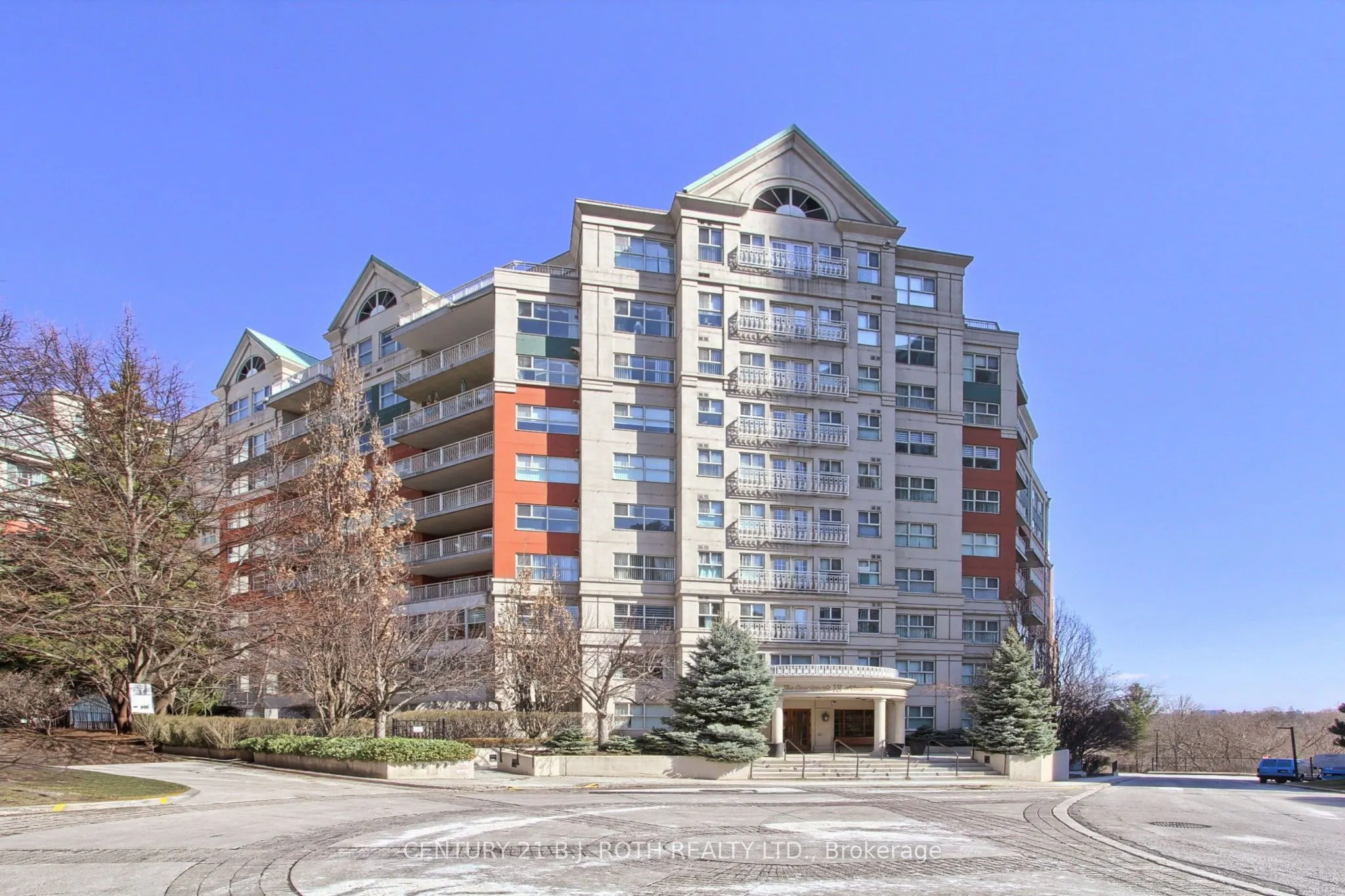 18 Concorde Place #LP915