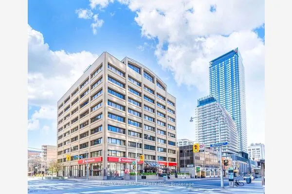 555 Yonge Street