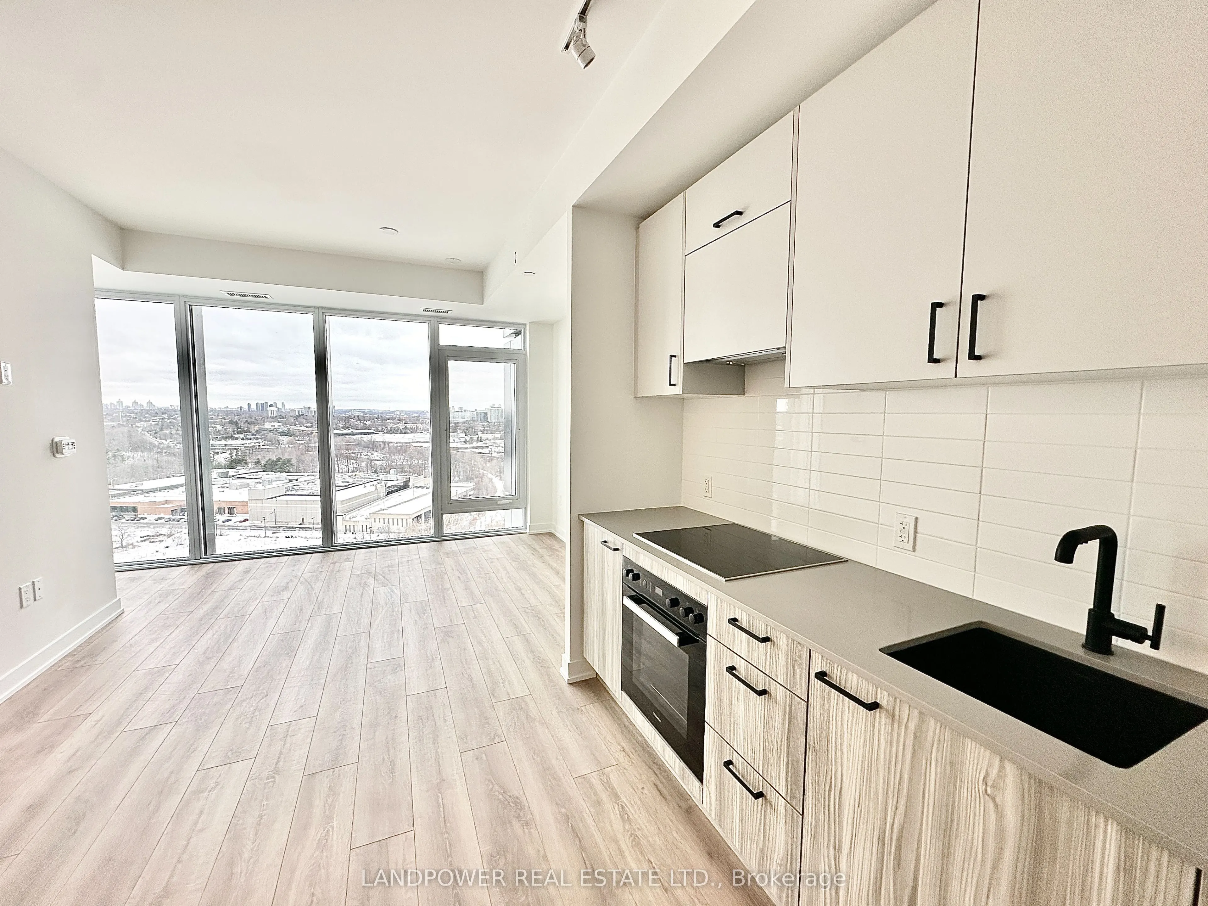 1 Quarrington Lane #1818