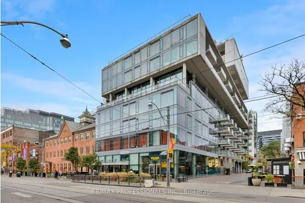 560 King Street W