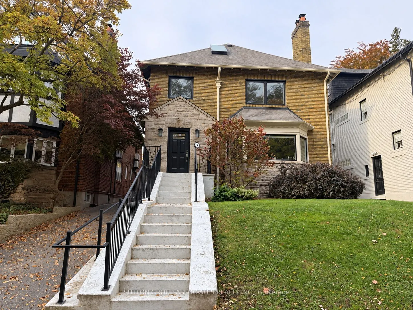 8 Glen Edyth Drive #Main