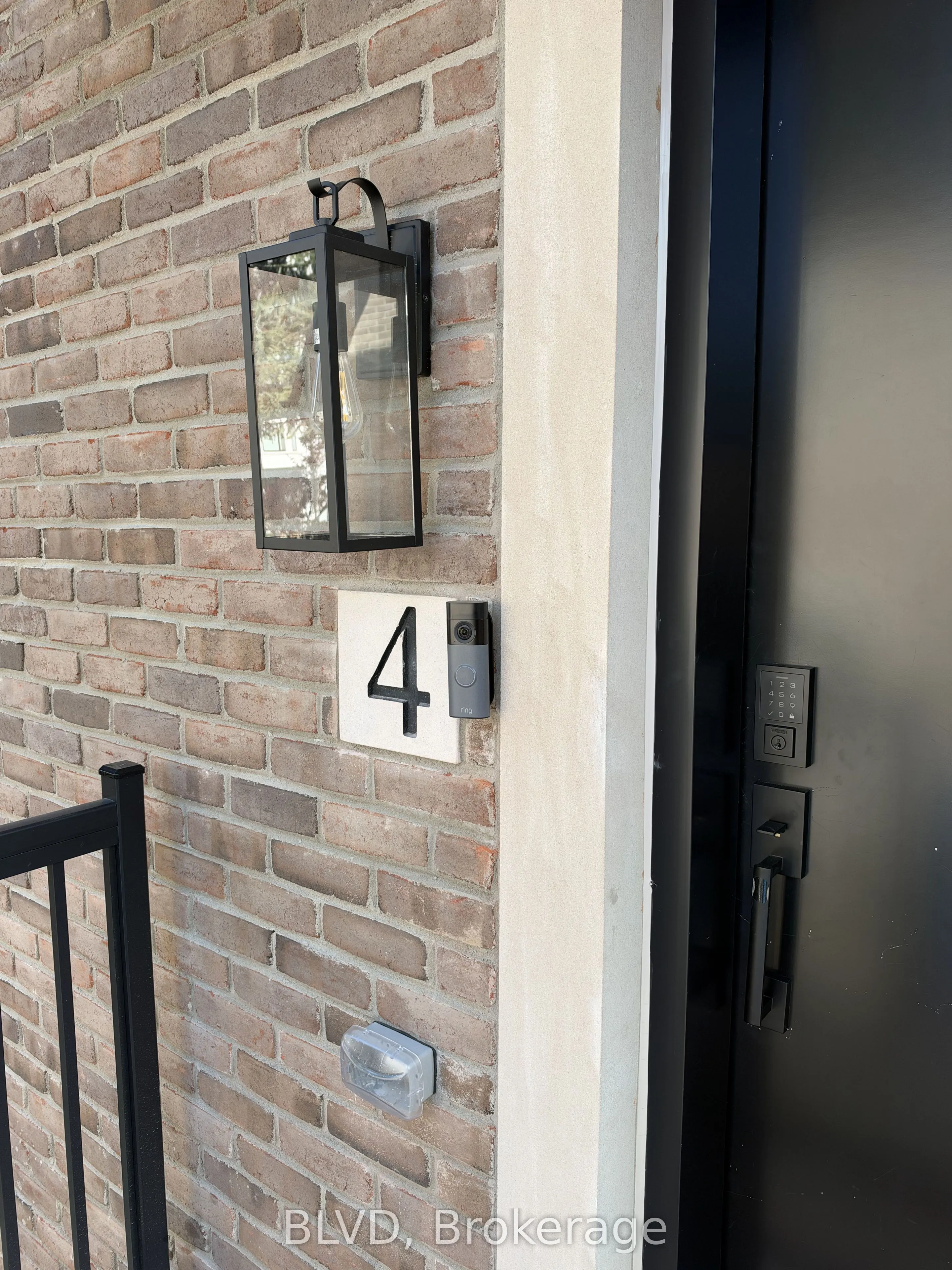 76 Burndale Avenue #4