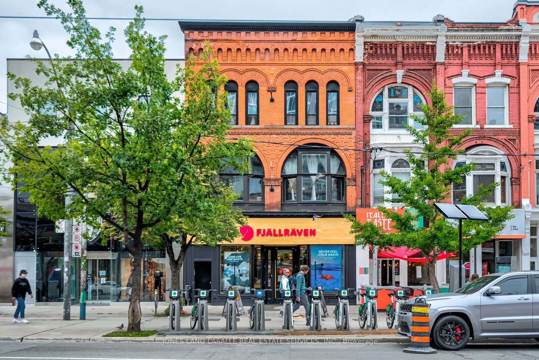 356 Queen Street W