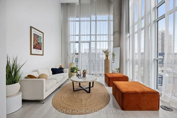 5 Hanna Avenue #426