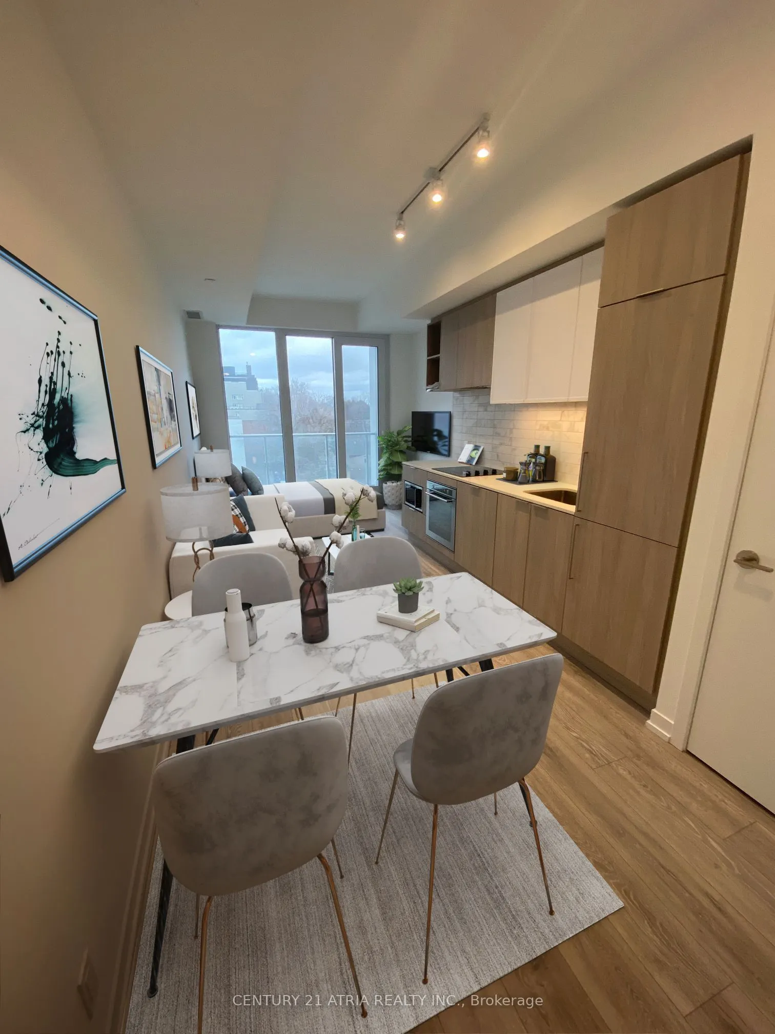 2020 Bathurst Street #829