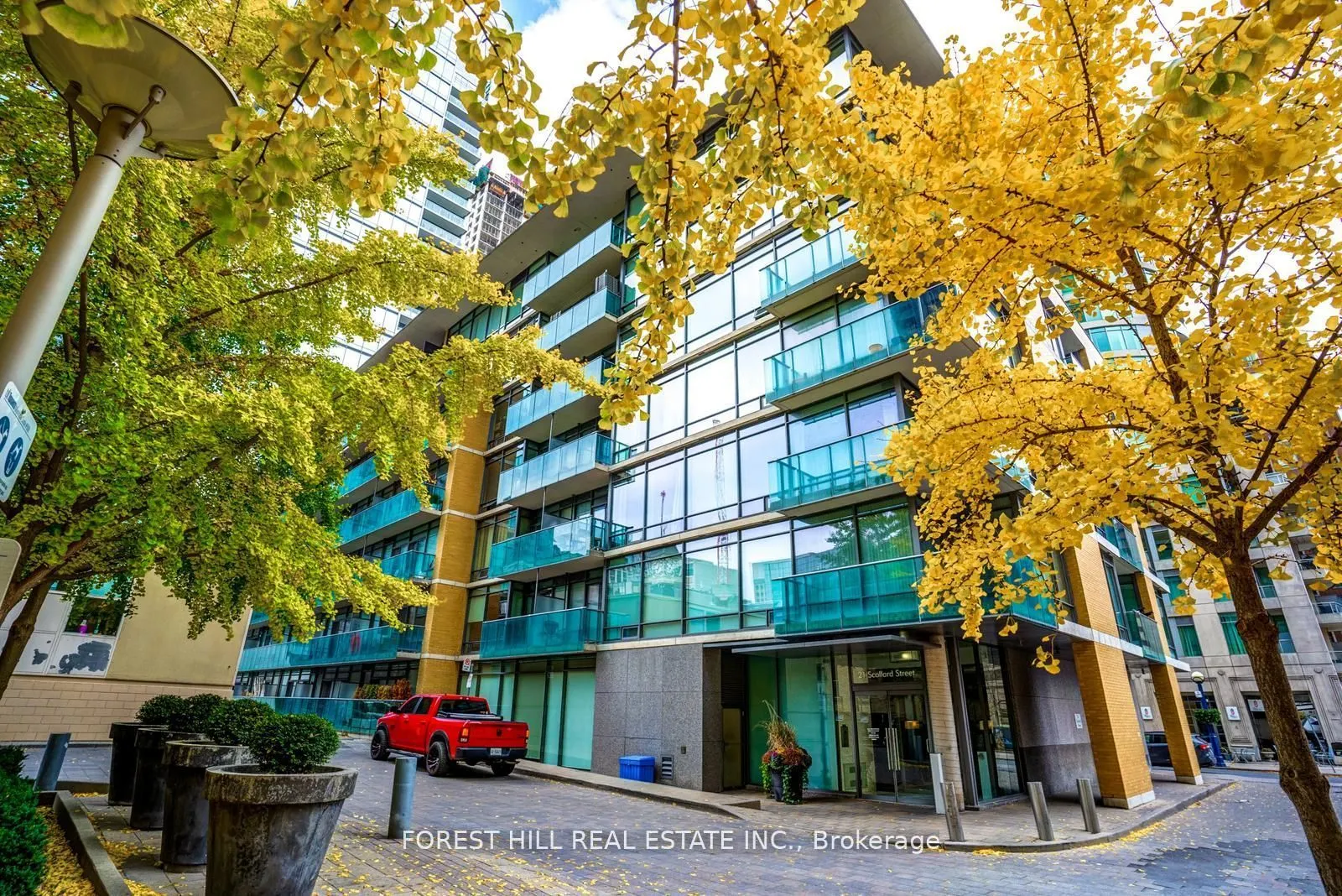 21 Scollard Street #103