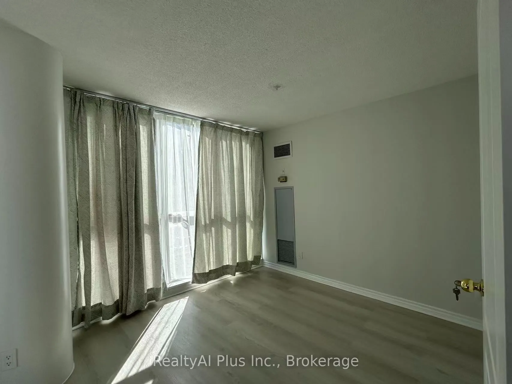 736 Bay Street #2210