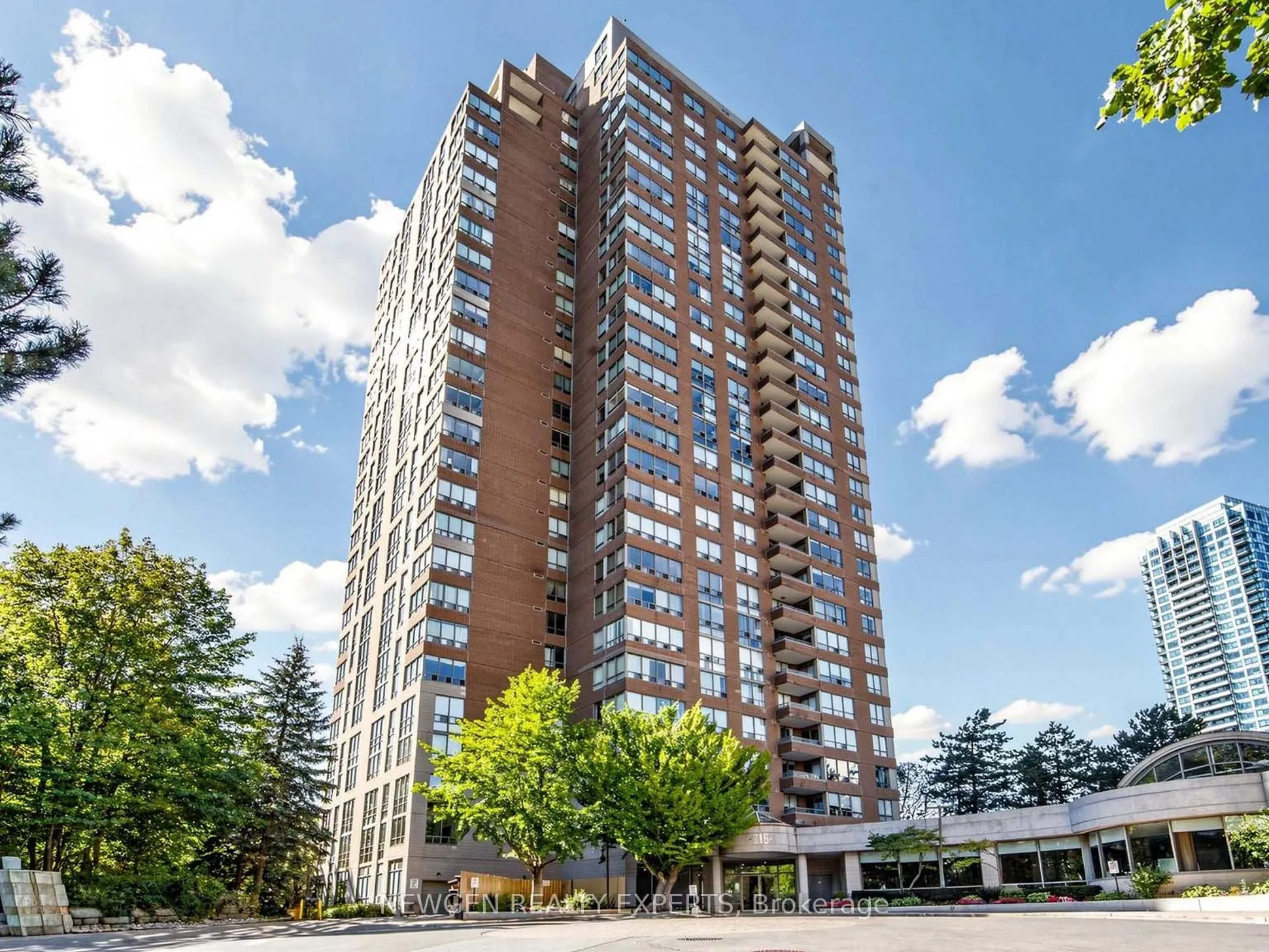 215 Wynford Drive #1901