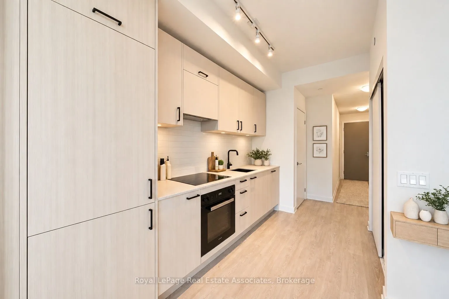 1 Quarrington Lane #1004