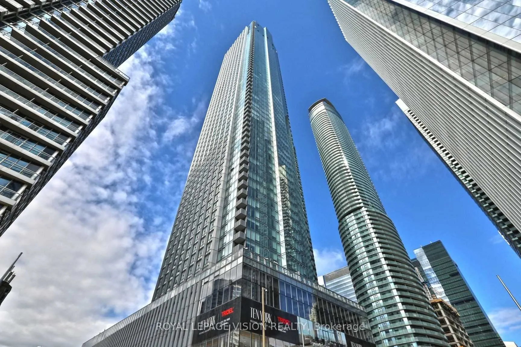 10 York Street #5713