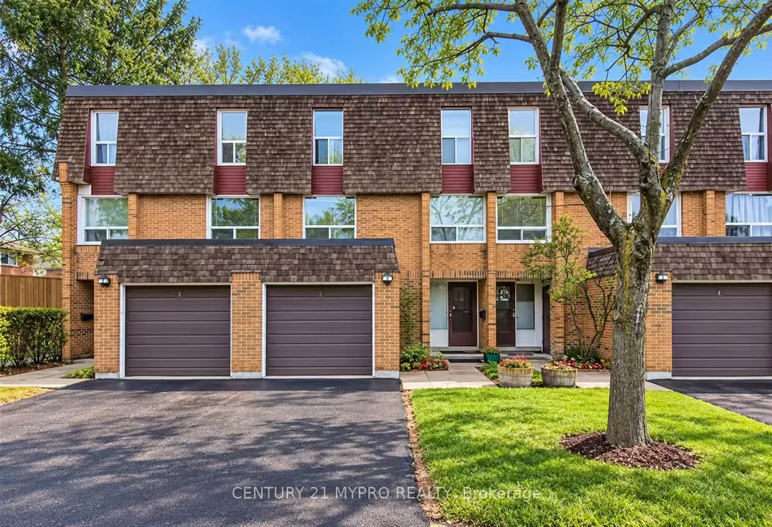 42 Renata Royalway #27