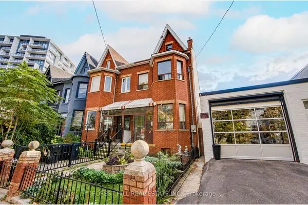 121 Niagara Street