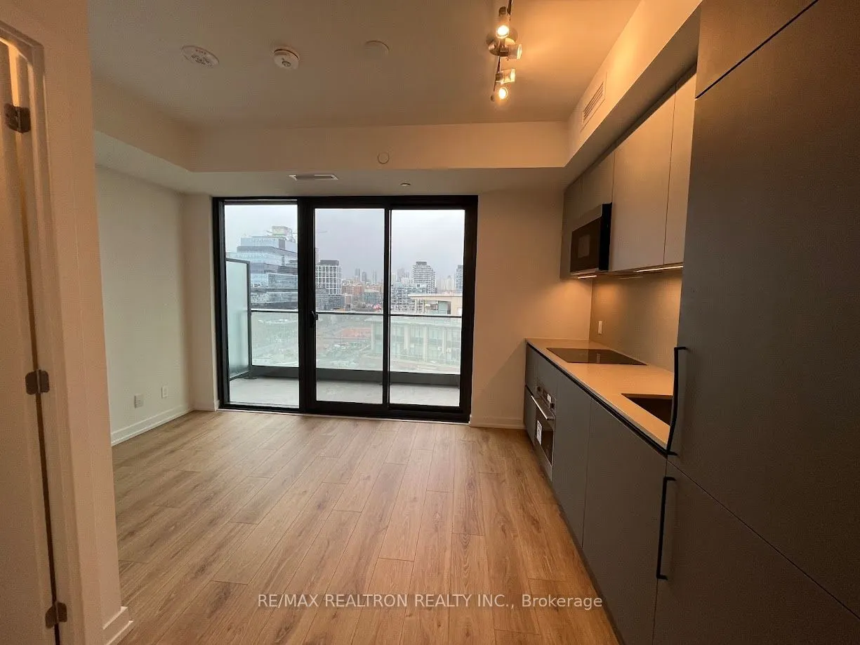 35 Parliament Street #1409