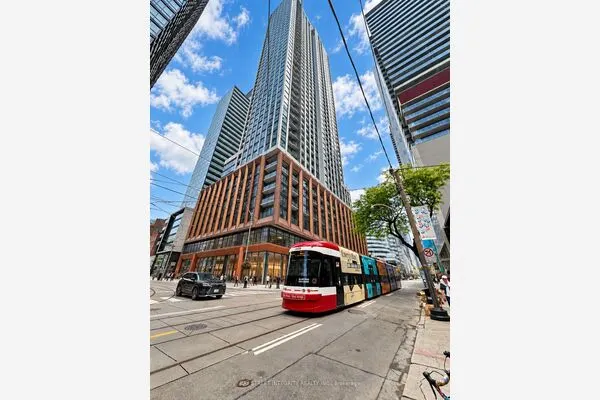 400 King Street W #3108