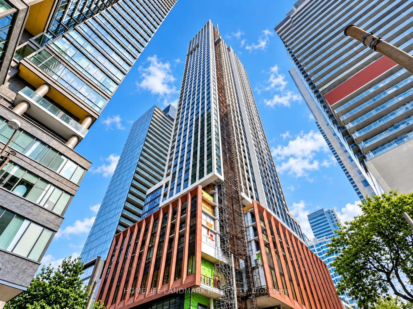 400 King Street W #2801