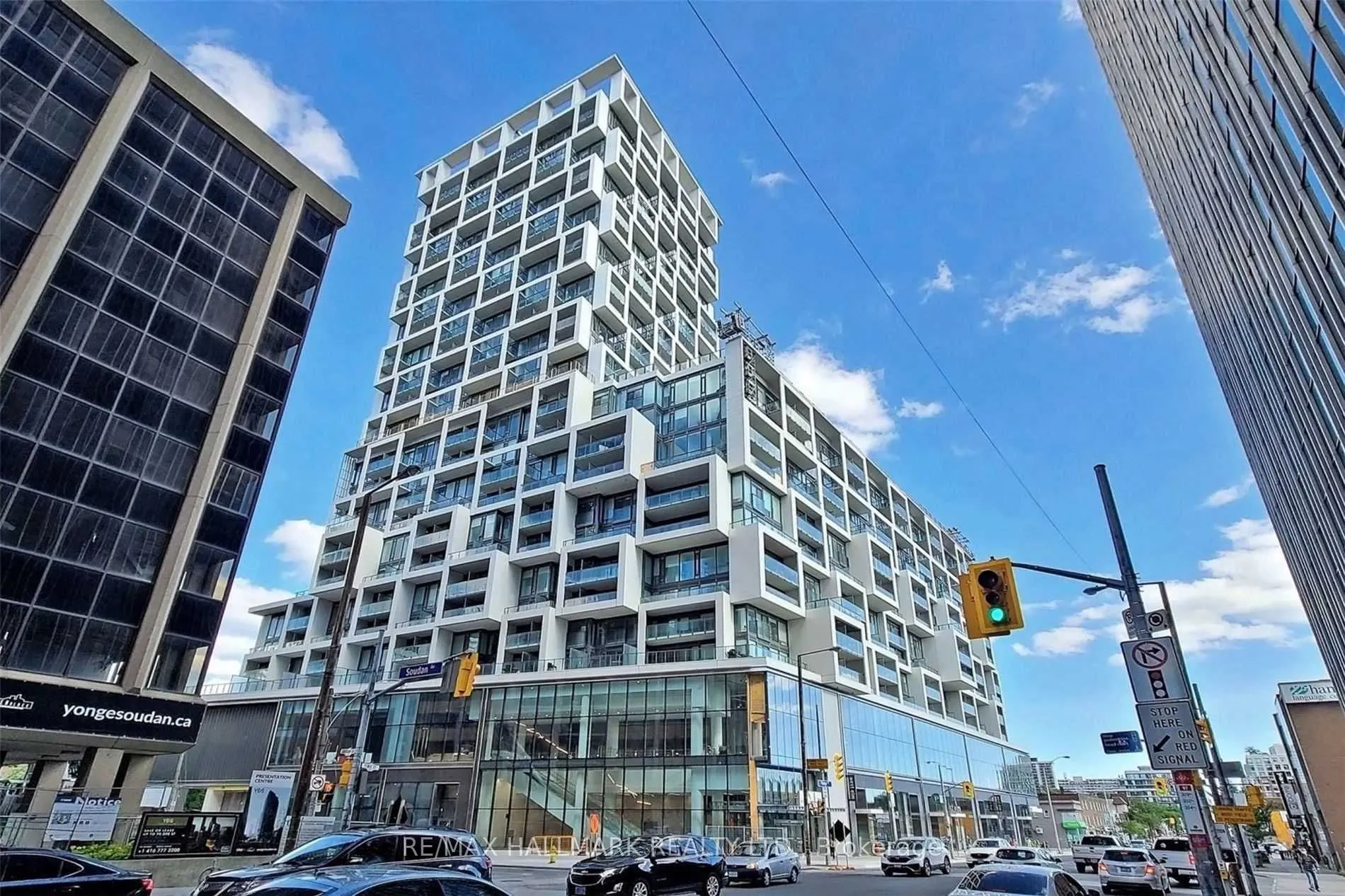 5 Soudan Avenue #707