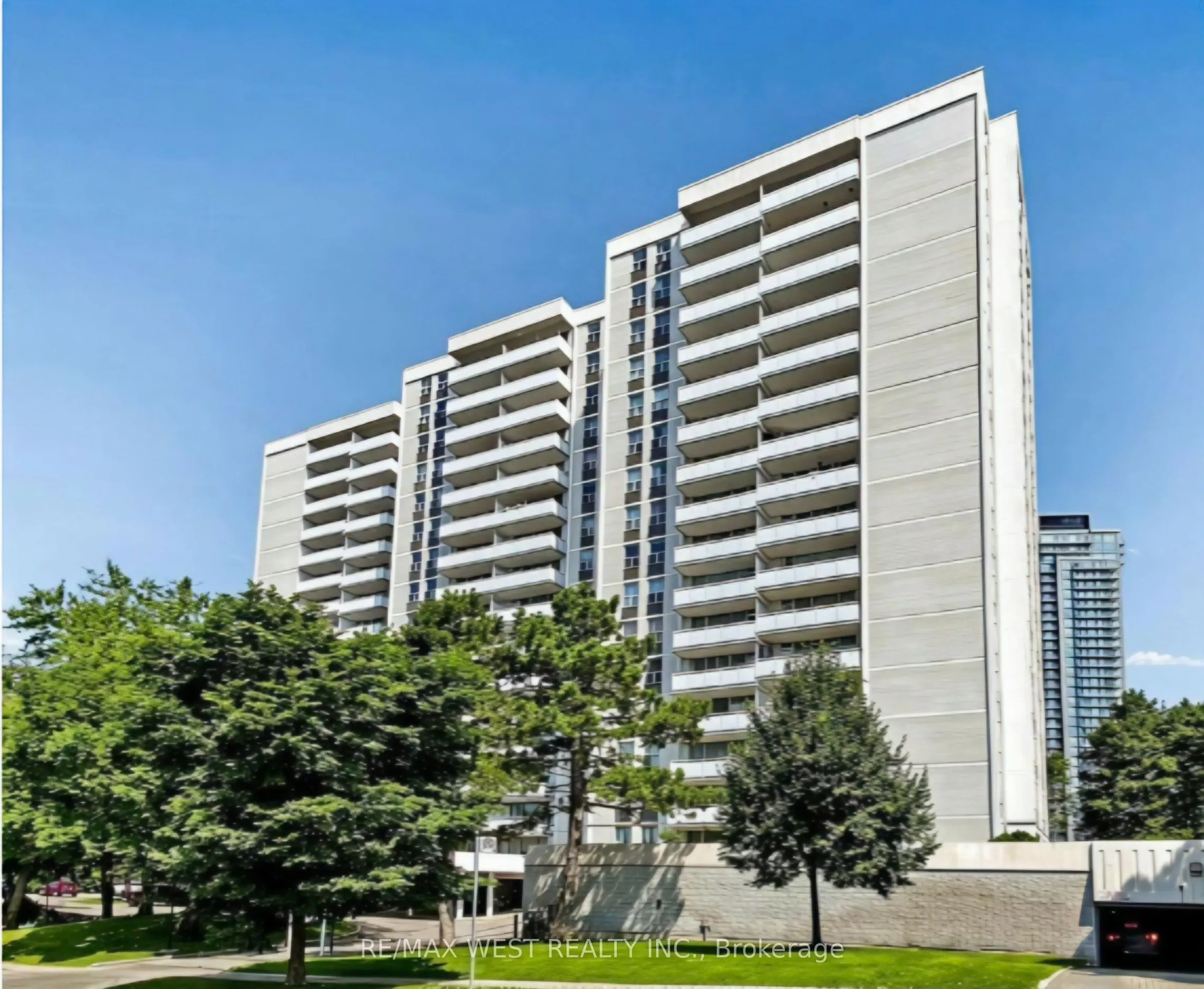 10 Parkway Forest Drive #1202