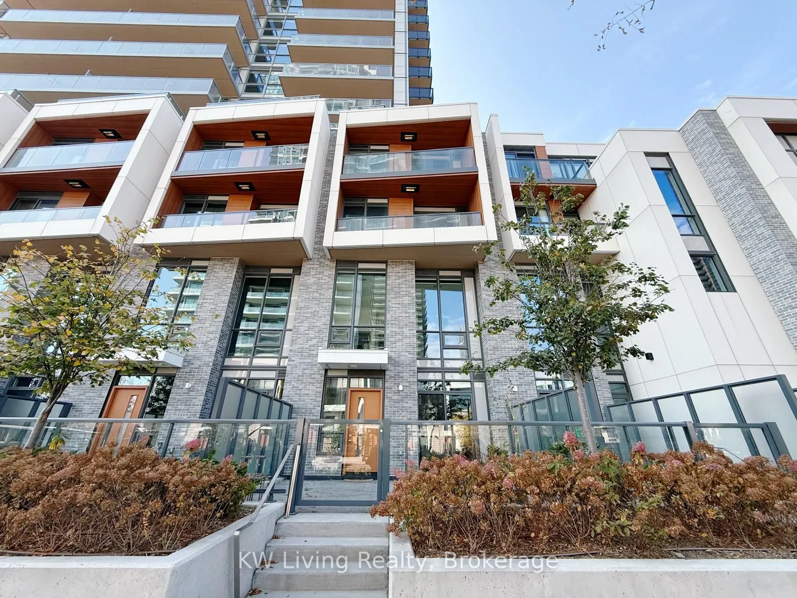 27 Mcmahon Drive #109